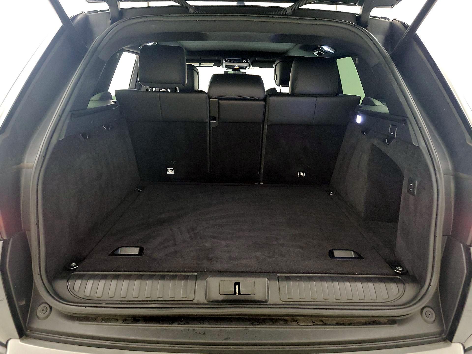 Thumbnail: 2020 Land Rover Range Rover Sport - 20