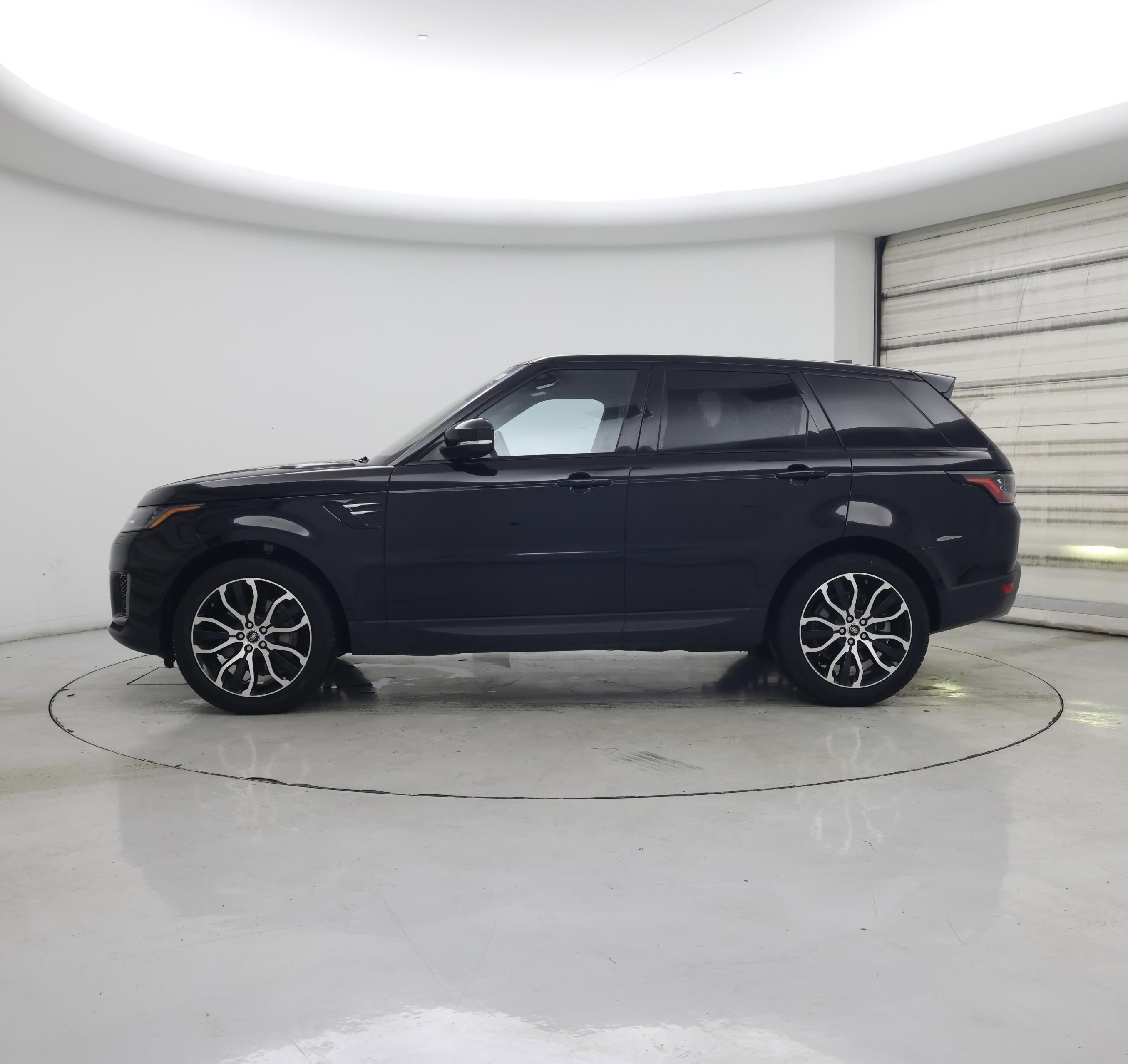 Thumbnail: 2020 Land Rover Range Rover Sport - 3