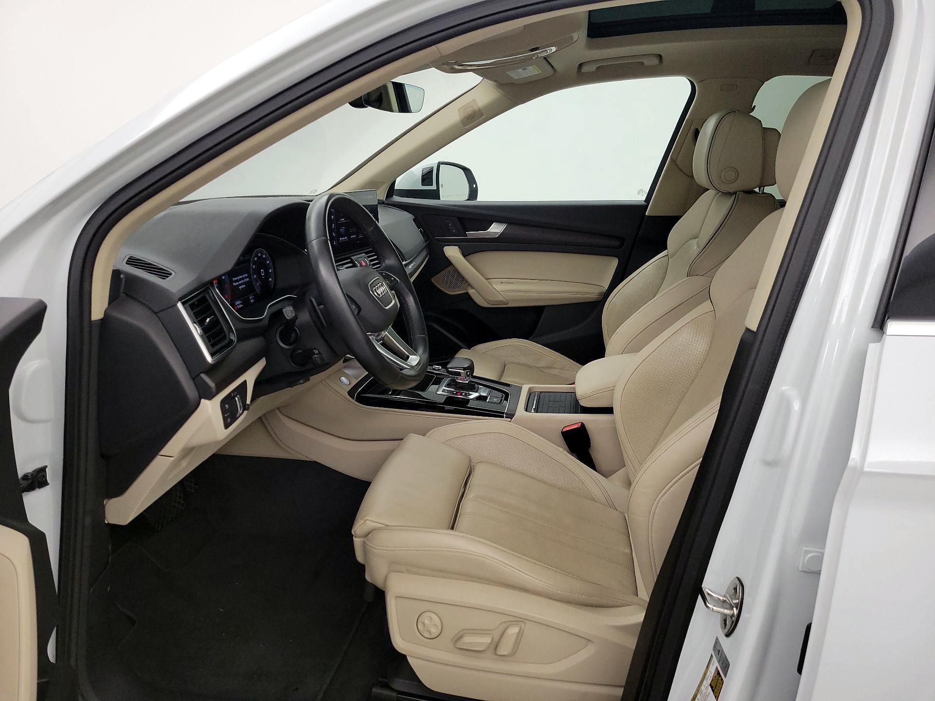 Thumbnail: 2021 Audi Q5 - 11