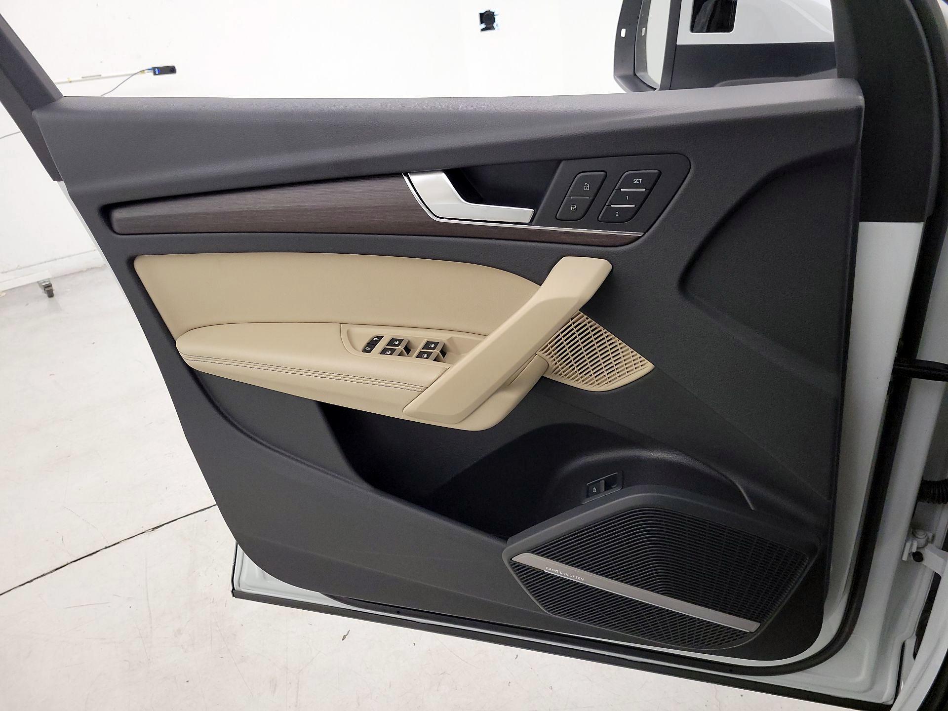 Thumbnail: 2021 Audi Q5 - 12