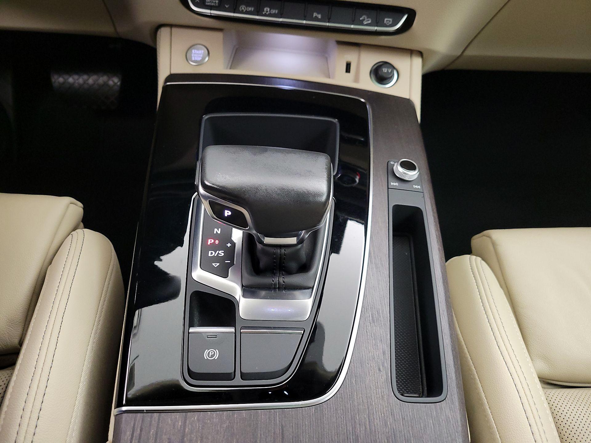 Thumbnail: 2021 Audi Q5 - 18