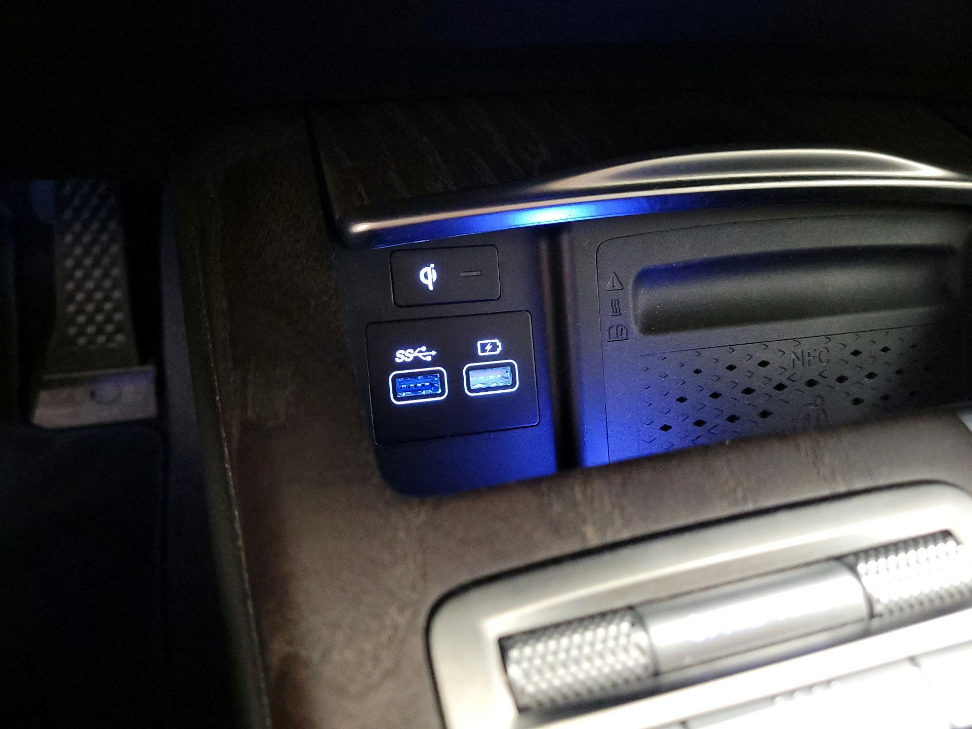 Thumbnail: 2021 Genesis G80 - 19