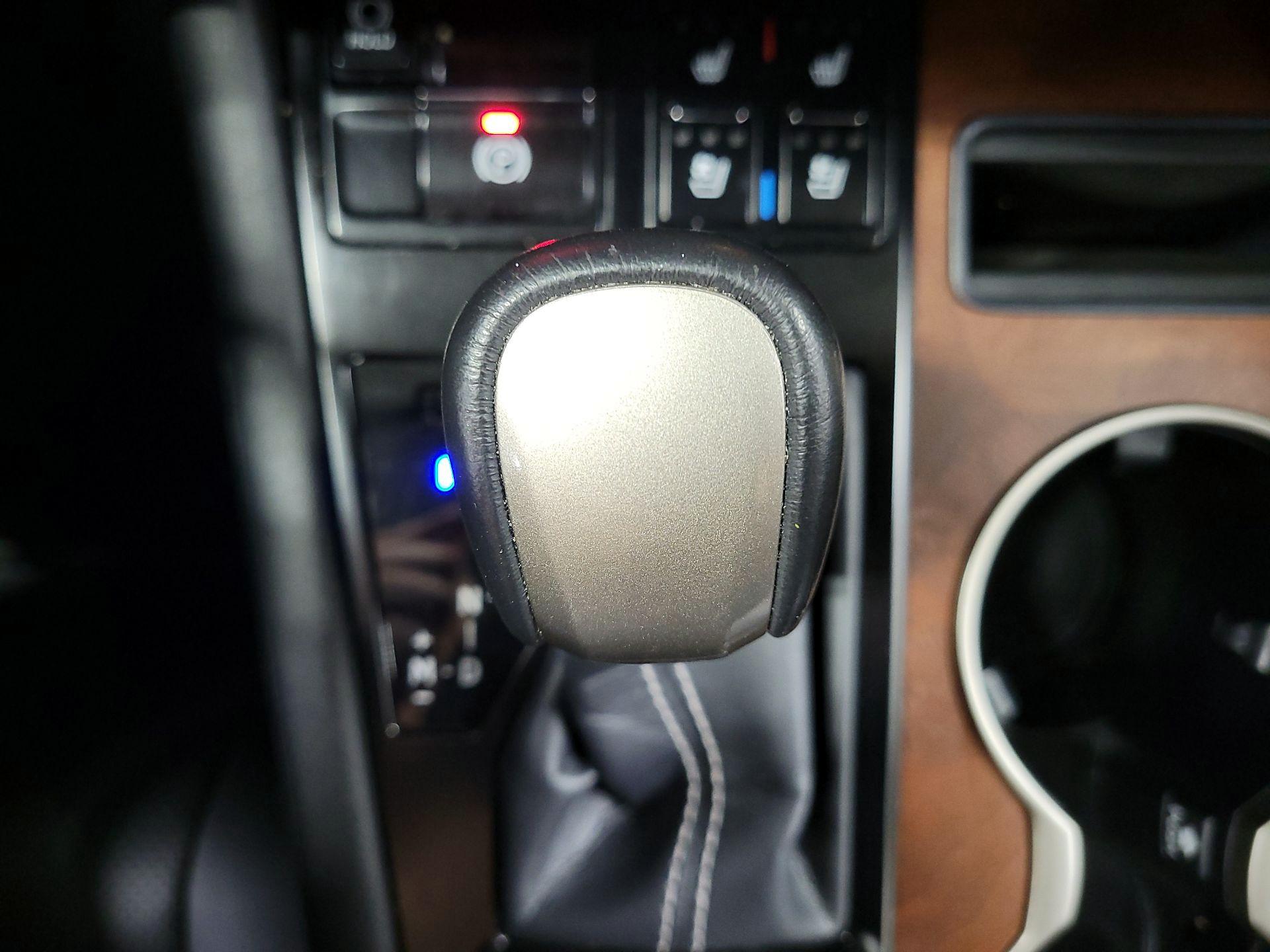 Thumbnail: 2022 Lexus RX - 18