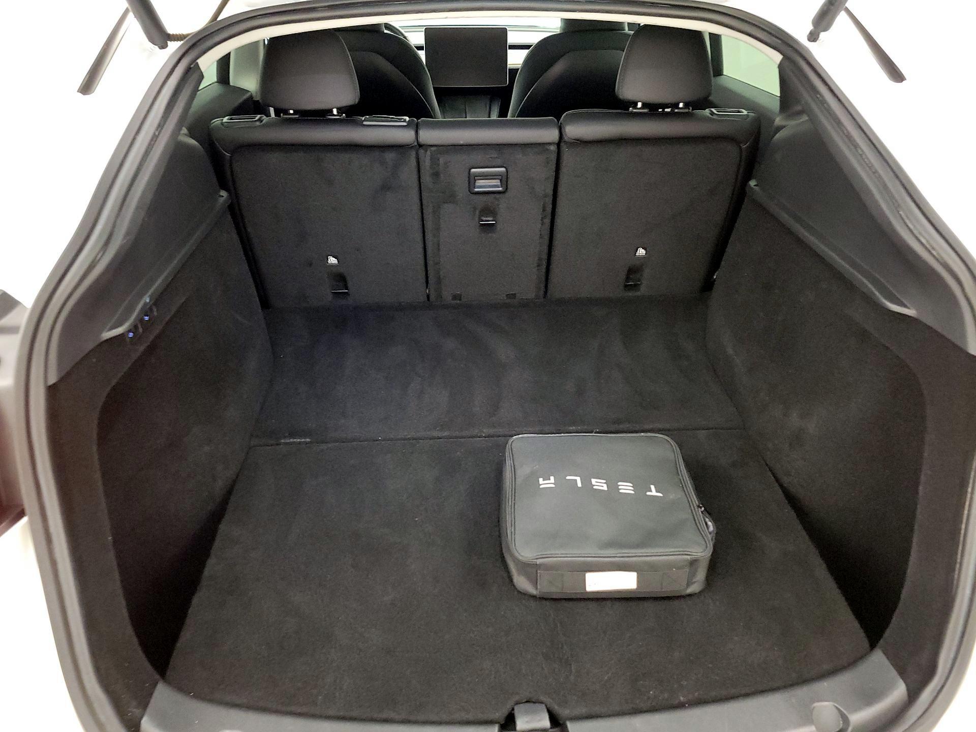 Thumbnail: 2023 Tesla Model Y - 18