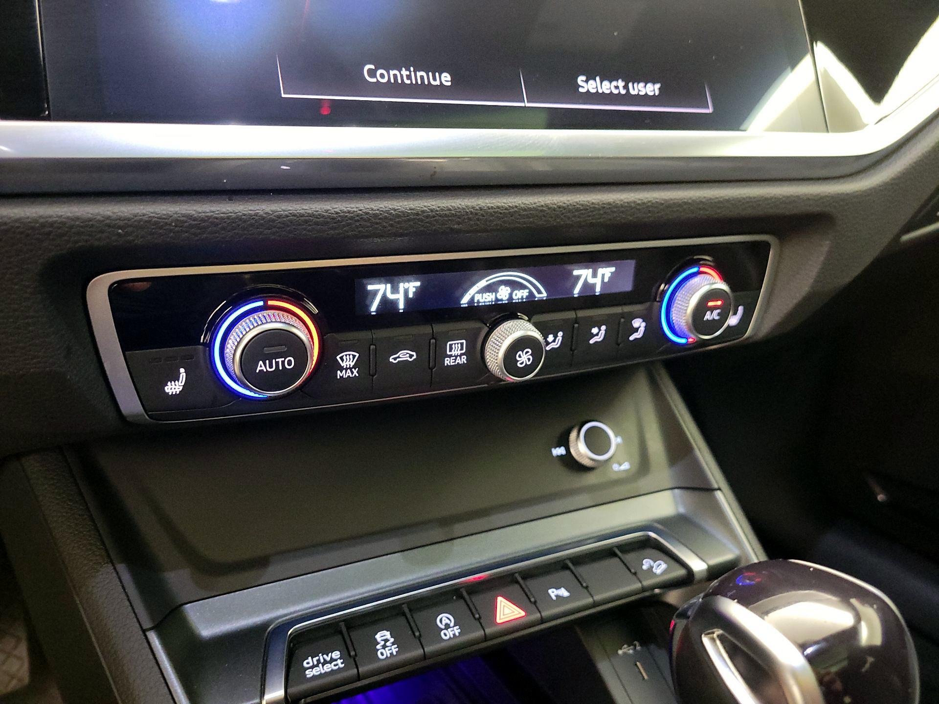 Thumbnail: 2022 Audi Q3 - 15