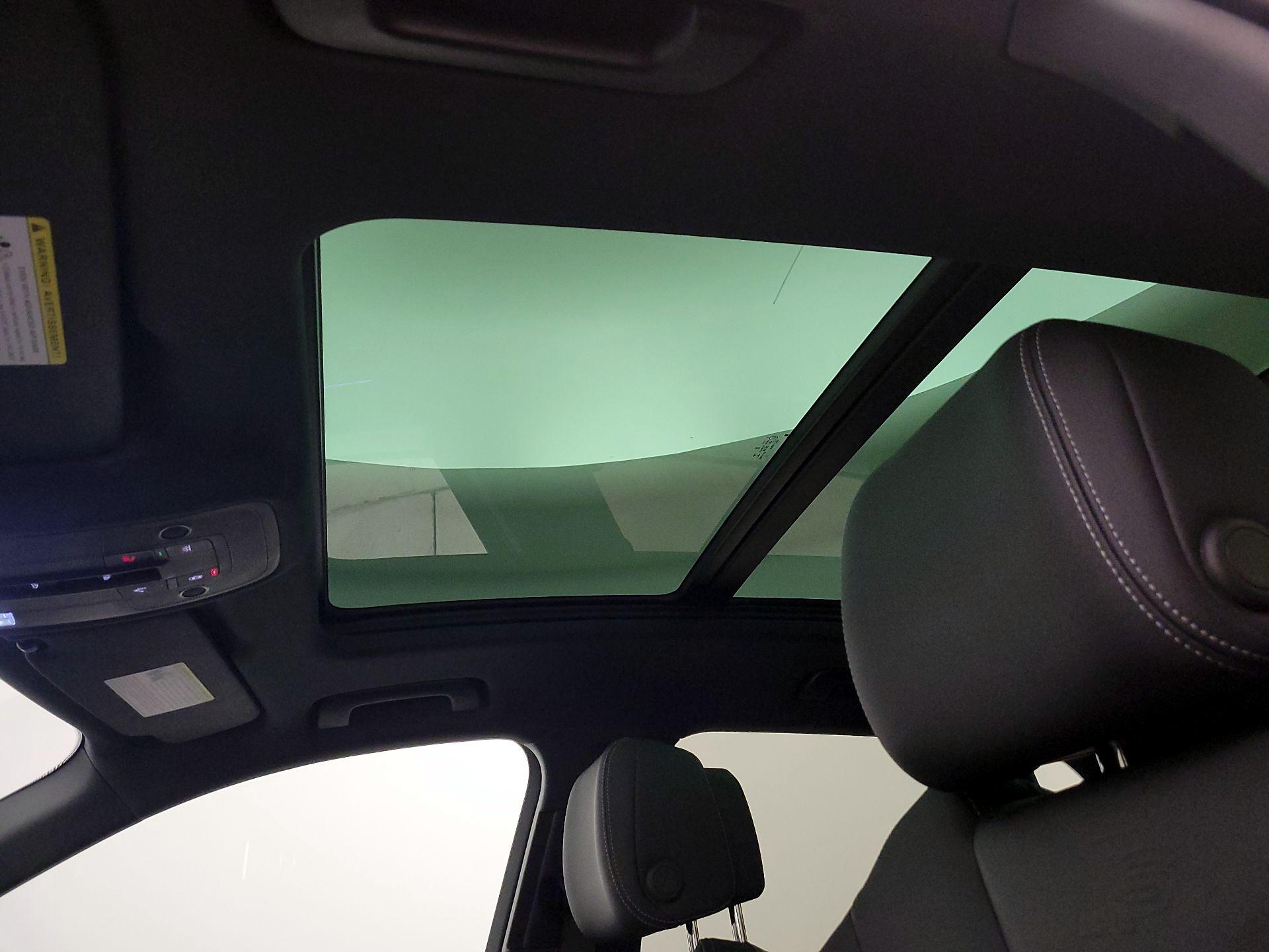 Thumbnail: 2022 Audi Q3 - 17