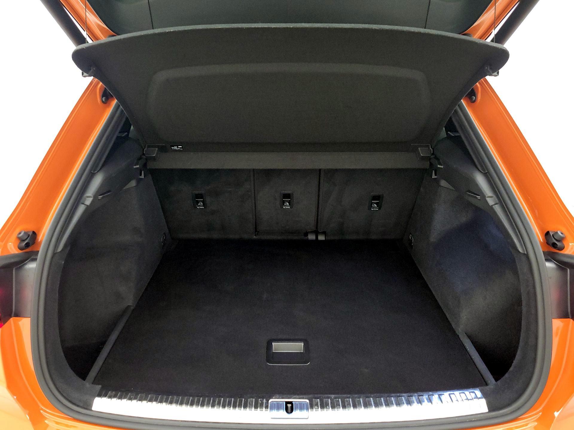 Thumbnail: 2022 Audi Q3 - 18