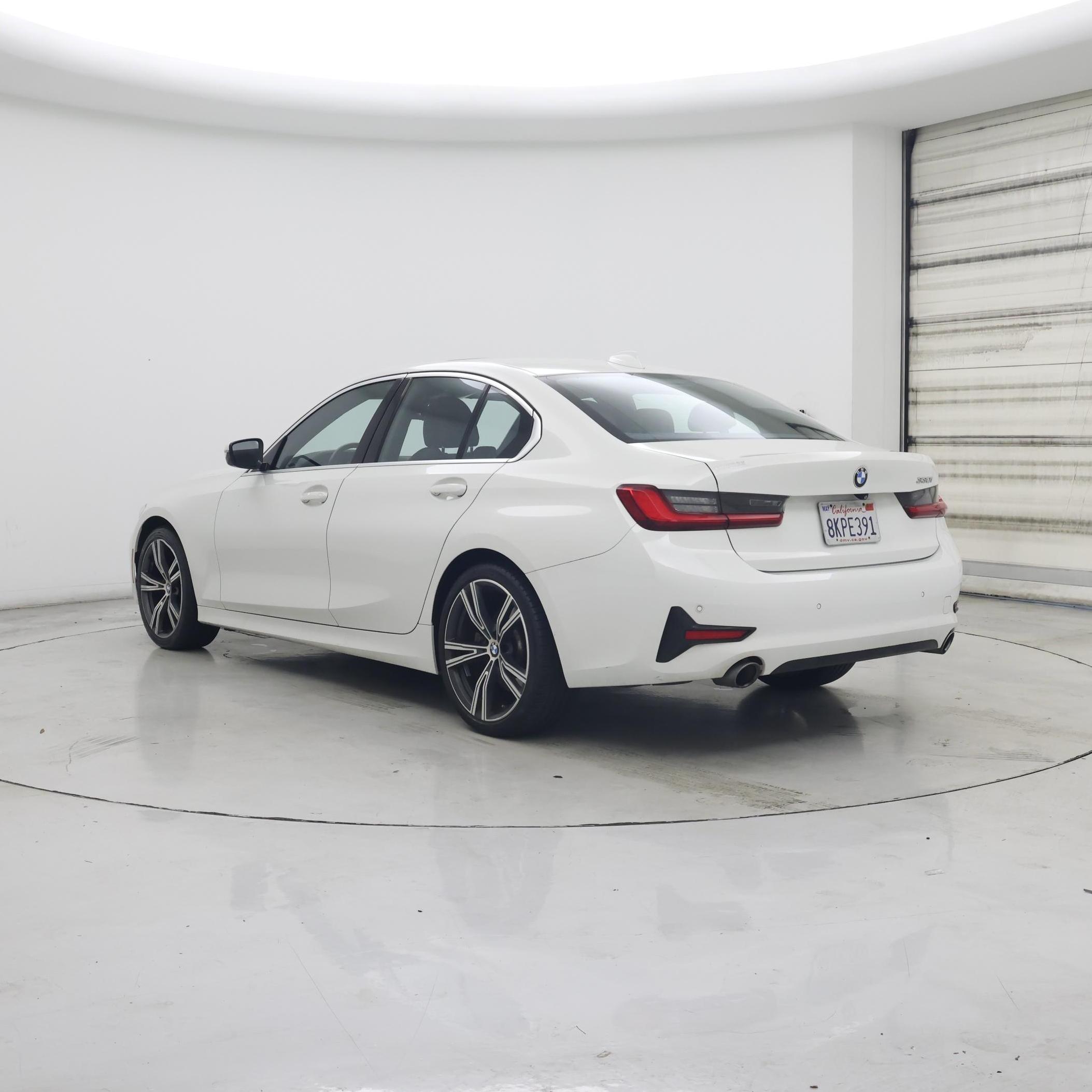 Thumbnail: 2019 BMW 3 Series - 2