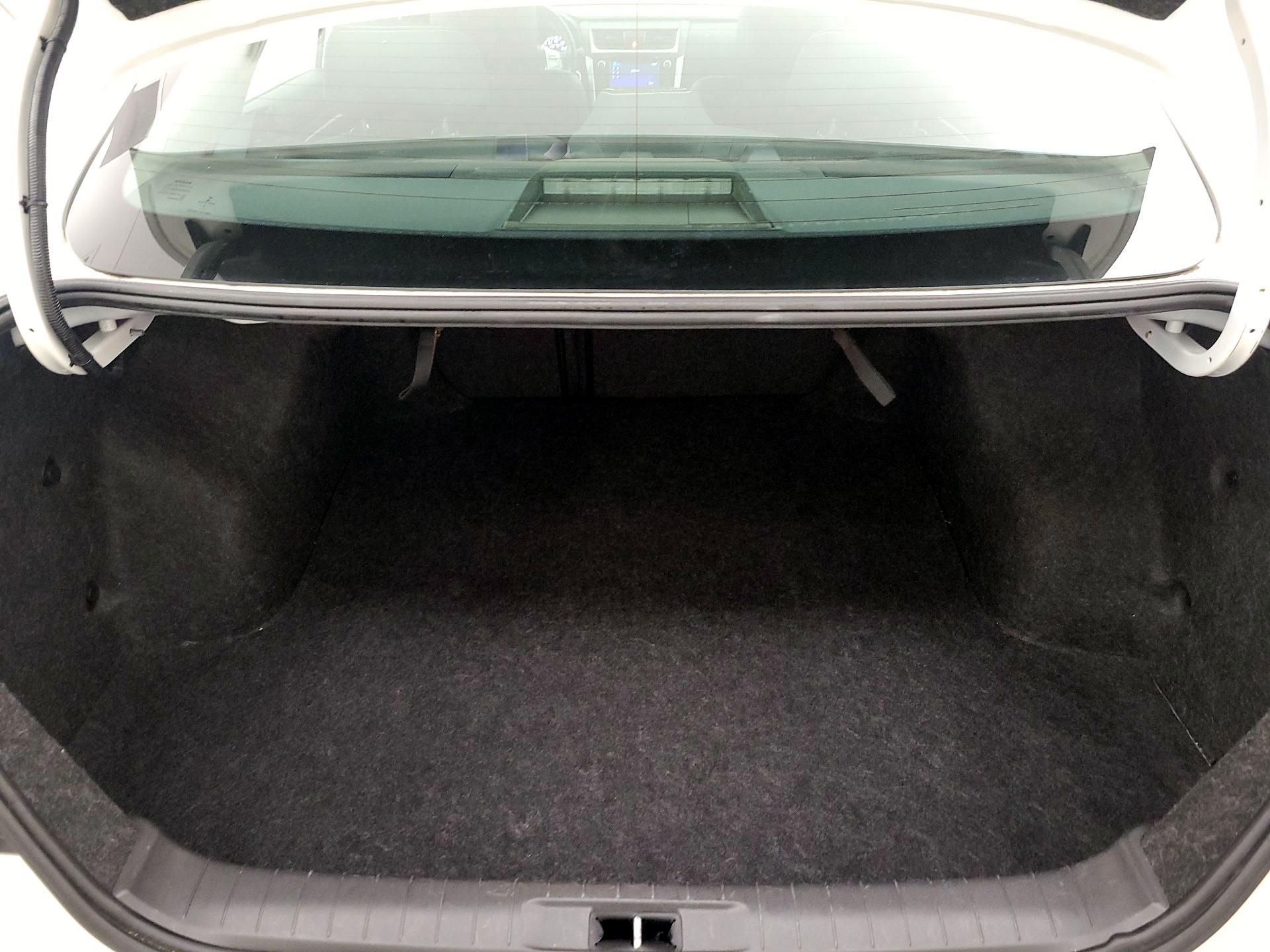 Thumbnail: 2016 Nissan Altima - 18