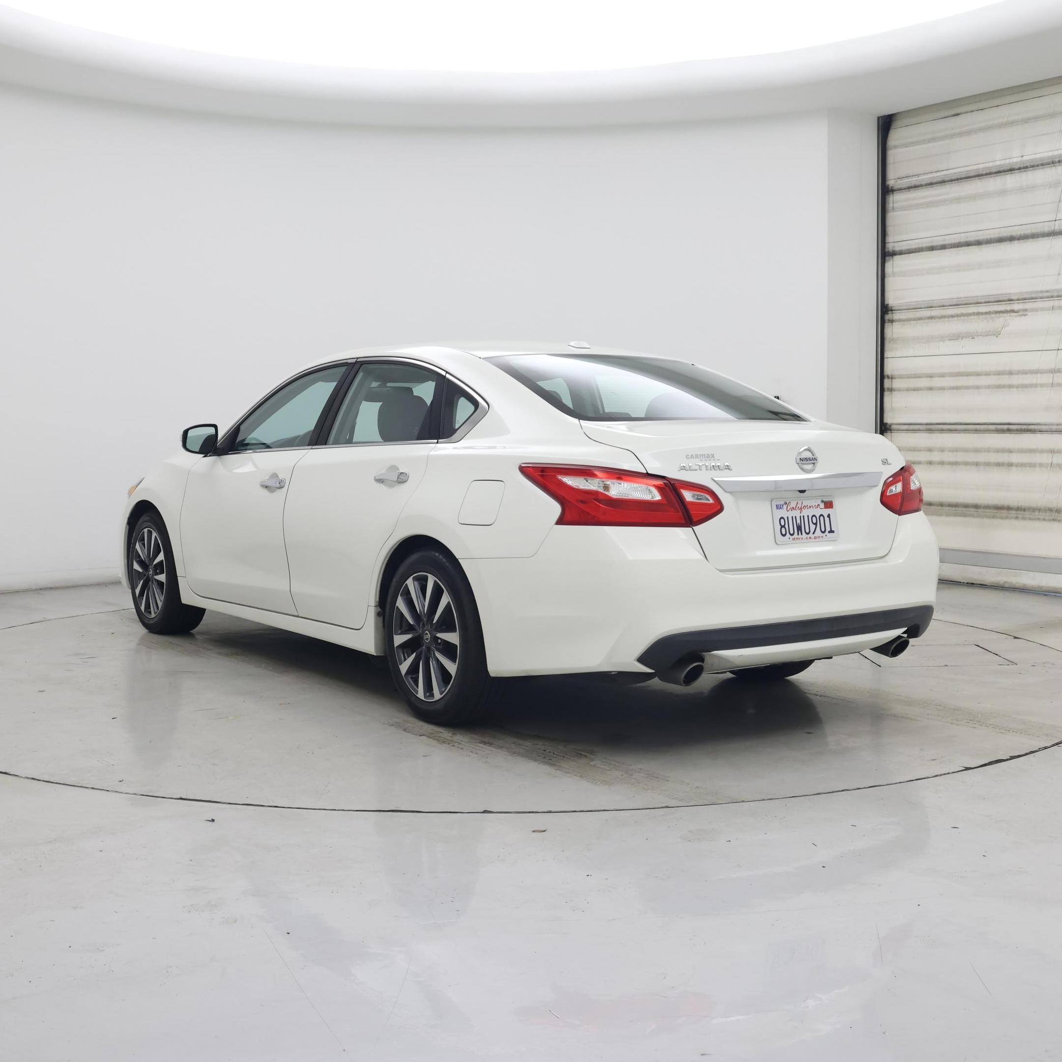 Thumbnail: 2016 Nissan Altima - 2