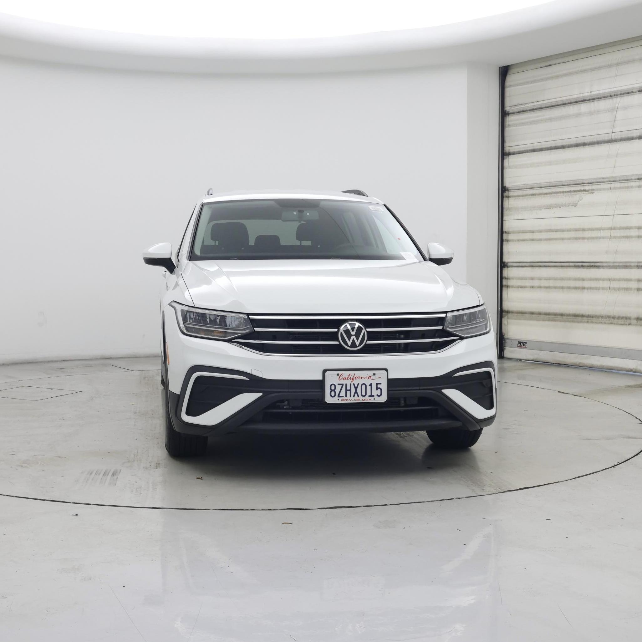 Thumbnail: 2022 Volkswagen Tiguan - 5