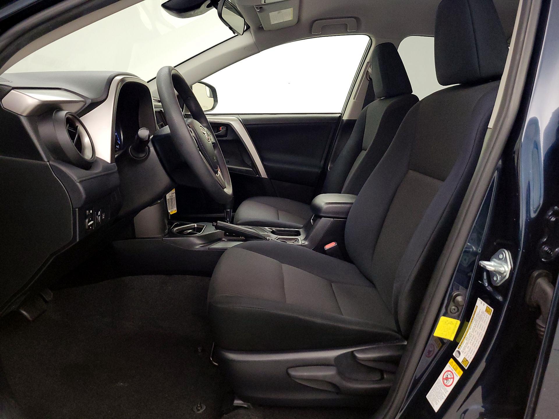 Thumbnail: 2017 Toyota RAV4 - 11