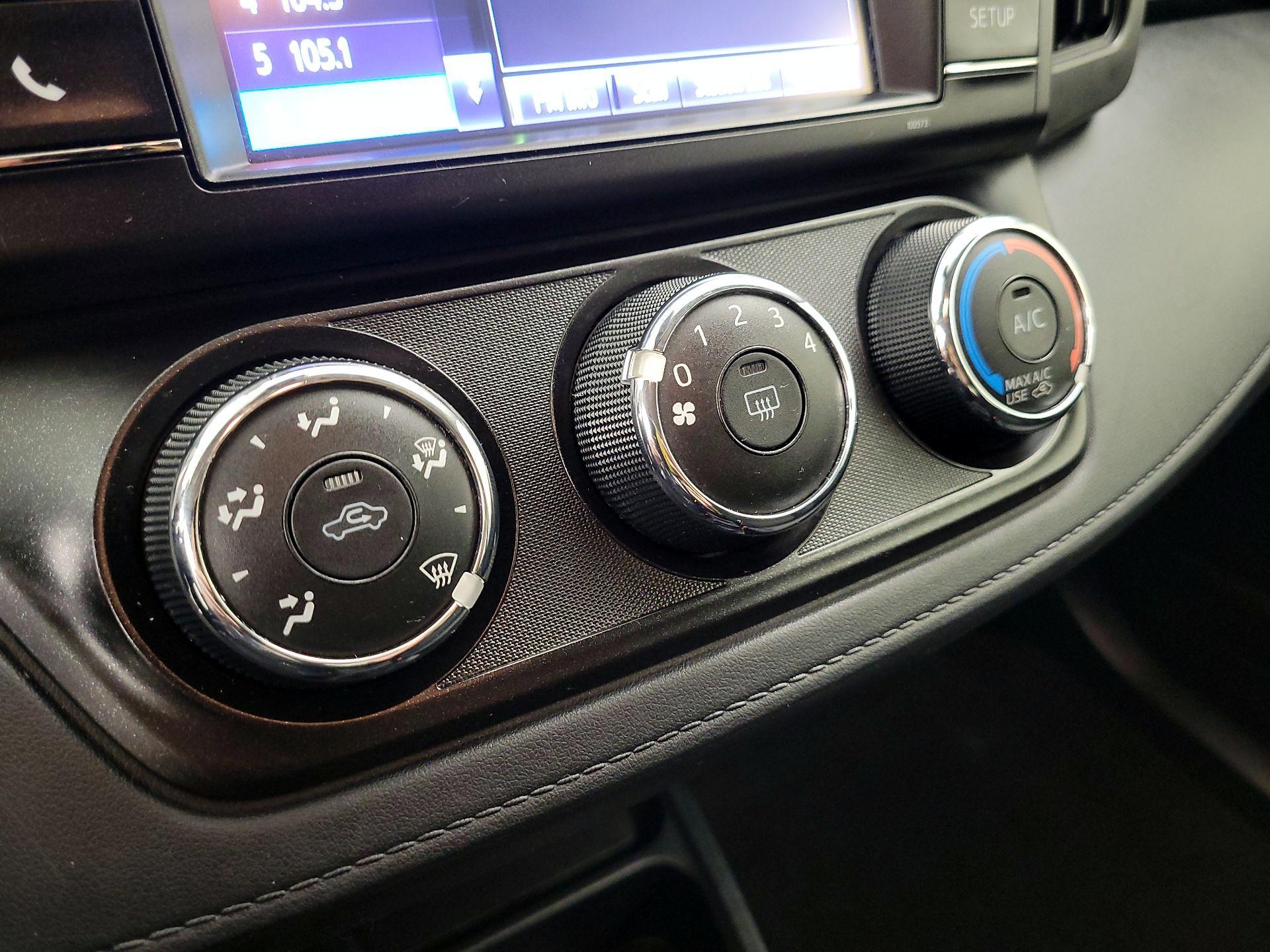 Thumbnail: 2017 Toyota RAV4 - 16