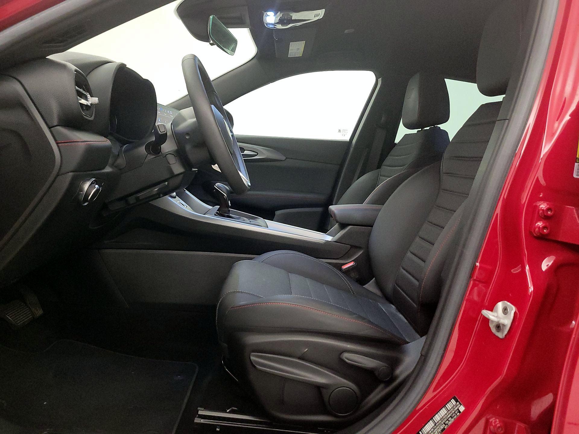 Thumbnail: 2023 Dodge Hornet - 11