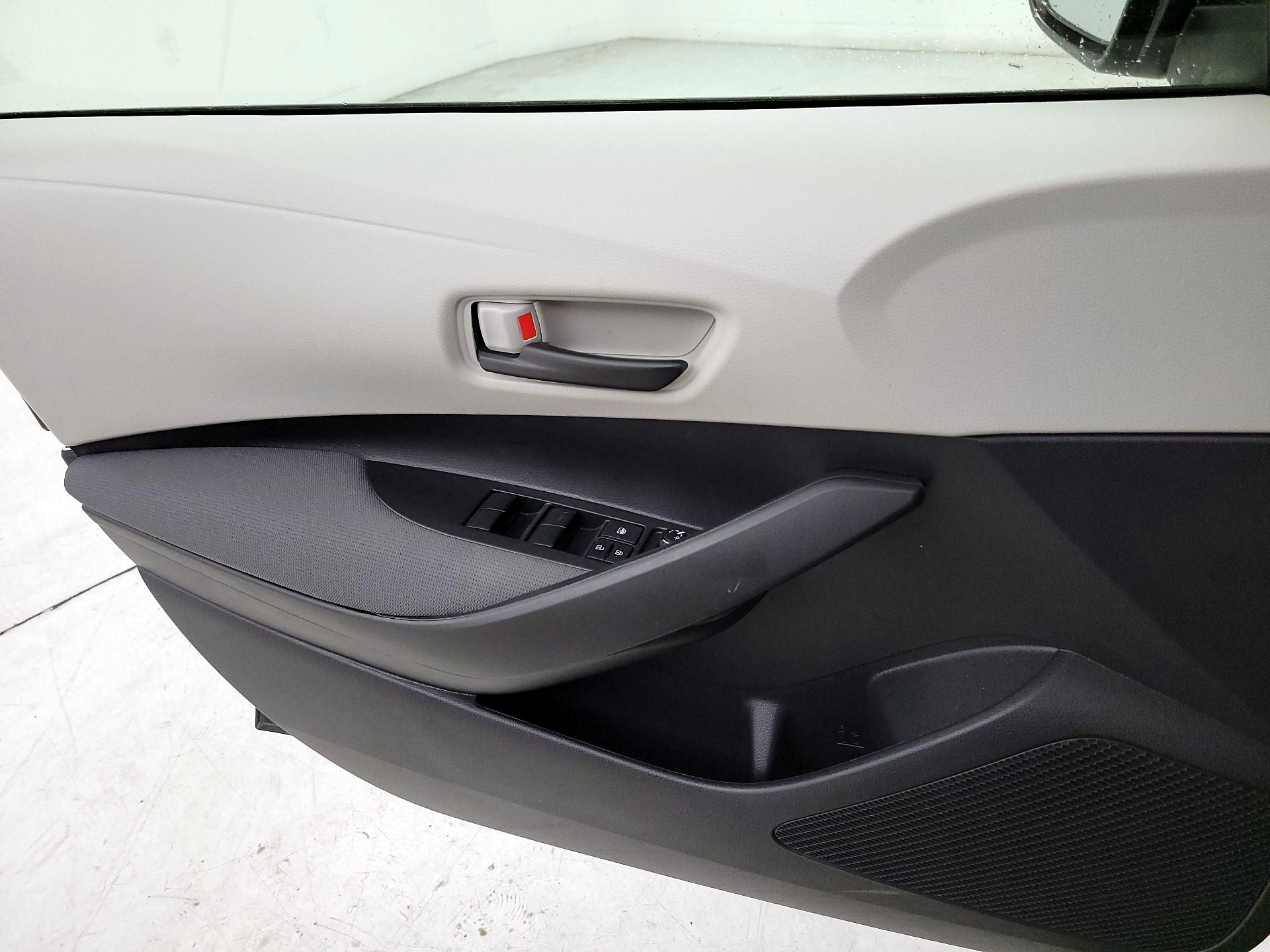 Thumbnail: 2022 Toyota Corolla - 12