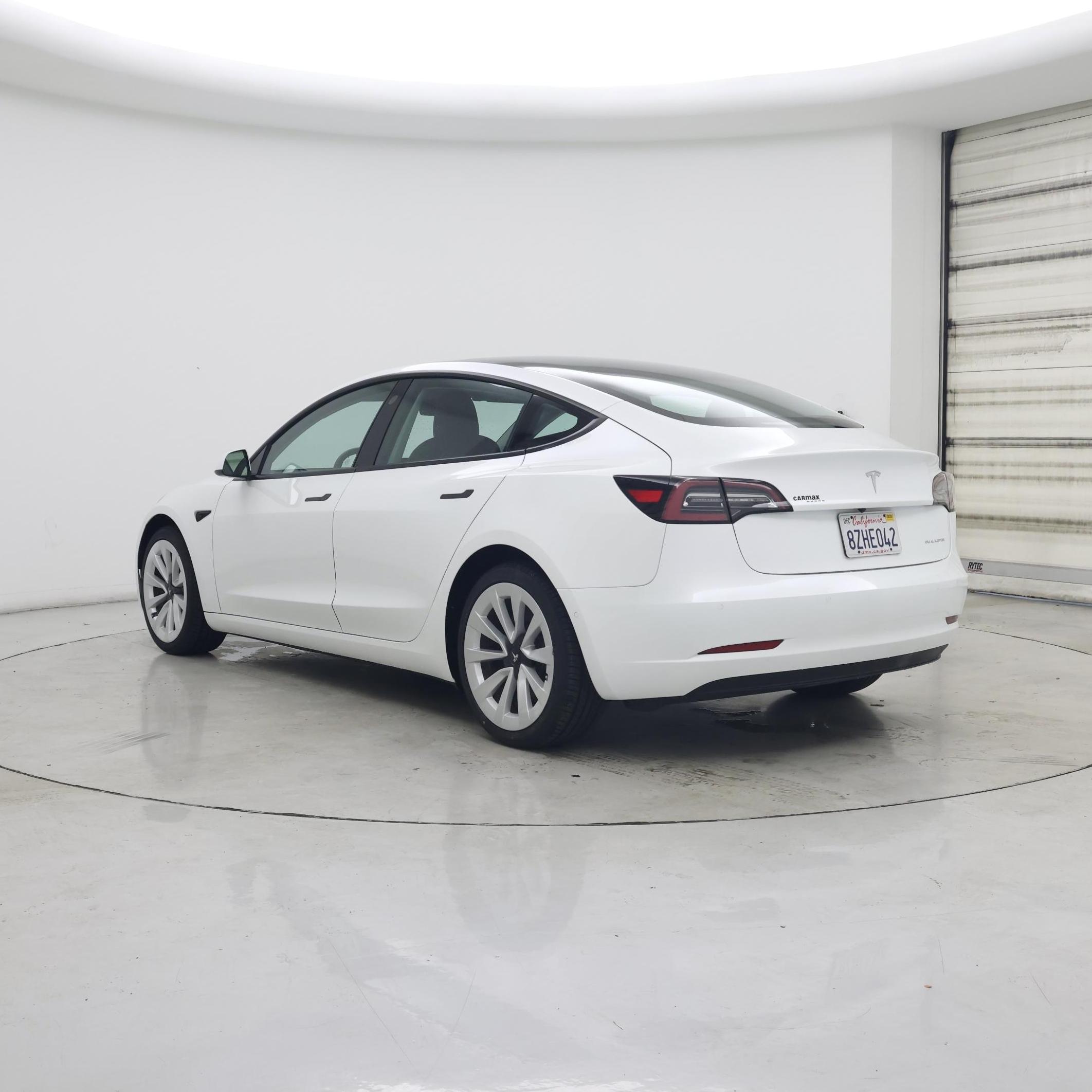 Thumbnail: 2022 Tesla Model 3 - 2