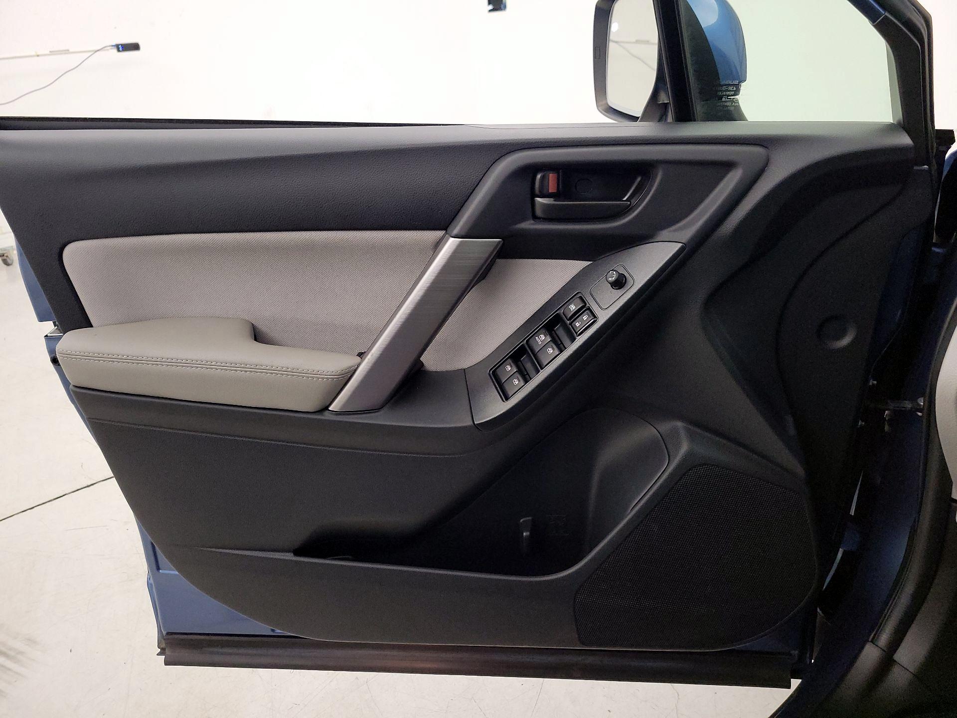 Thumbnail: 2016 Subaru Forester - 12