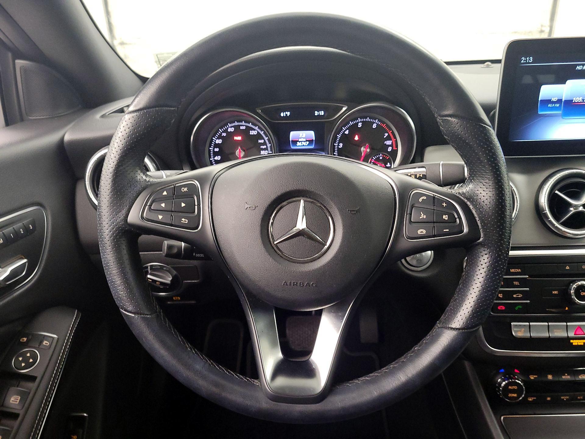 Thumbnail: 2019 Mercedes-Benz CLA - 10