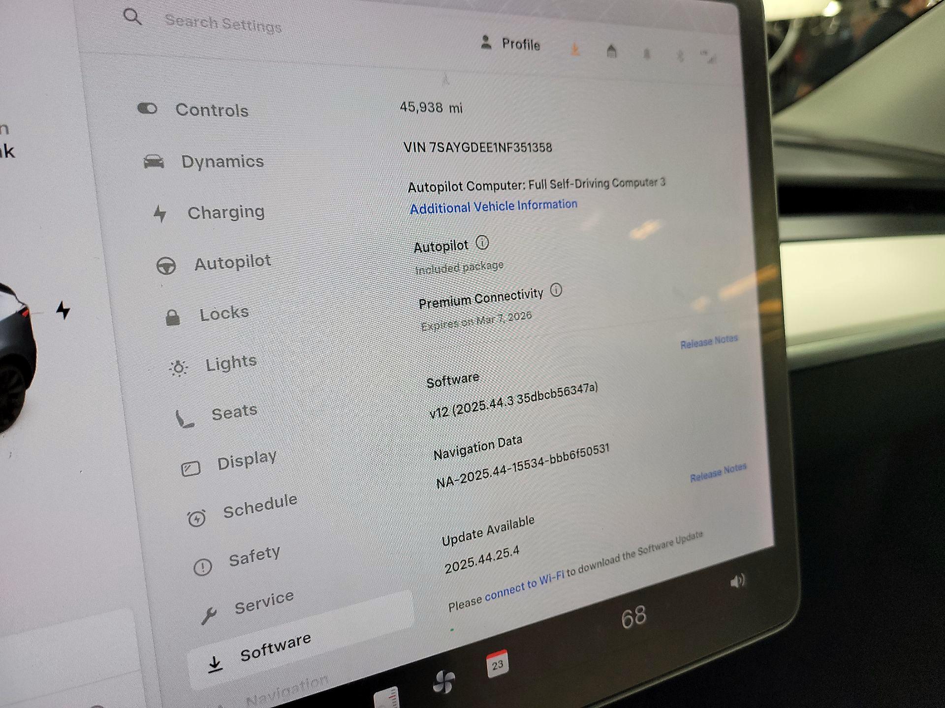 Thumbnail: 2022 Tesla Model Y - 14