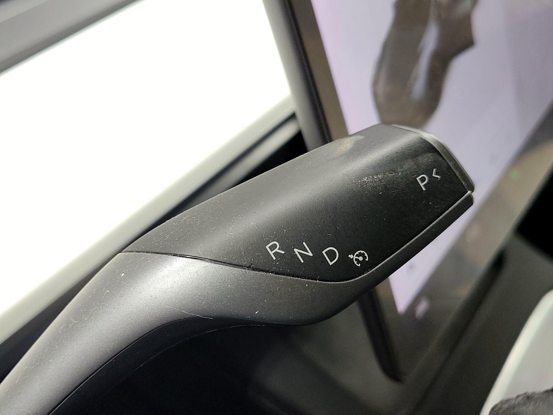 Thumbnail: 2022 Tesla Model Y - 18