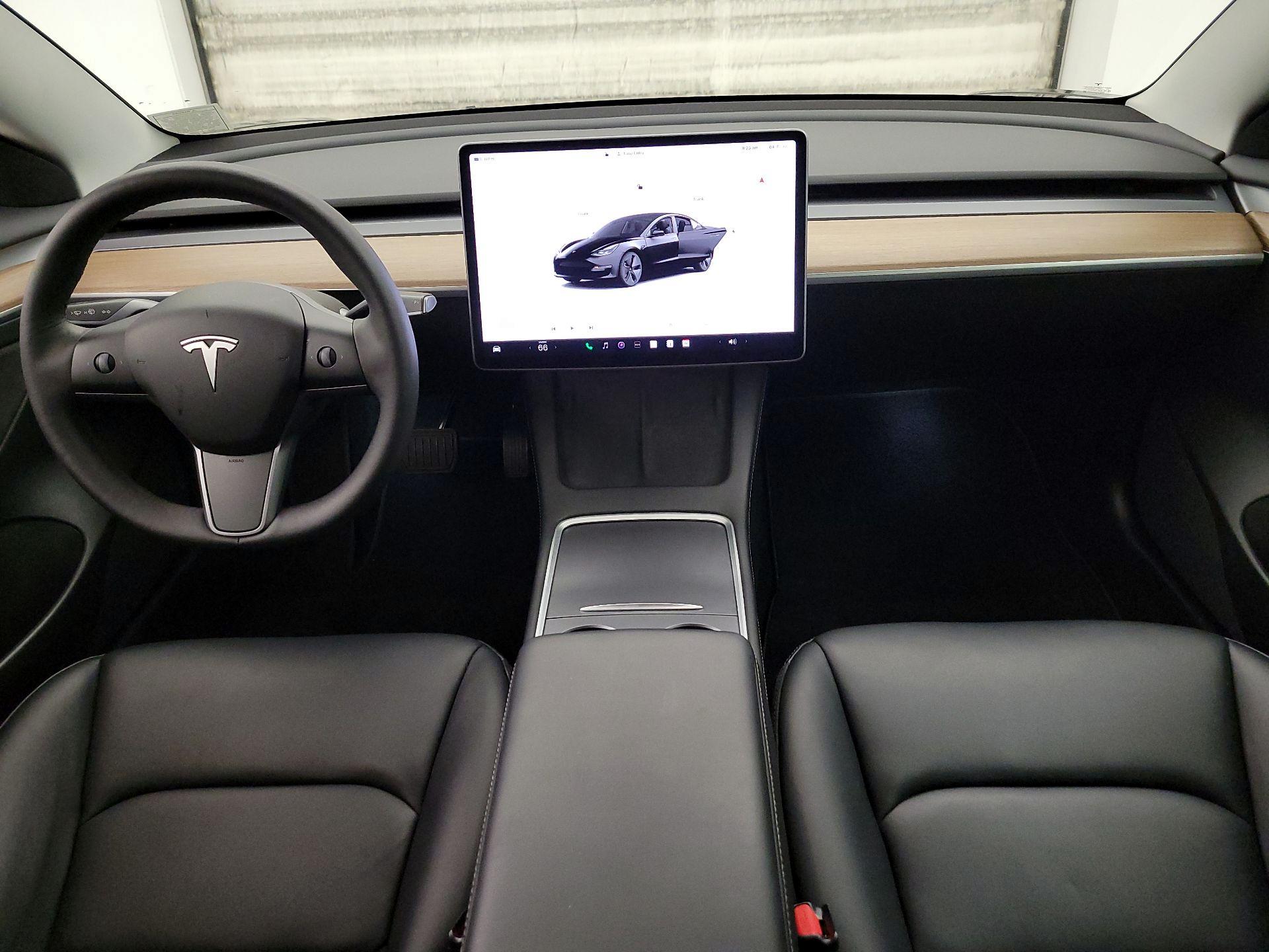 Thumbnail: 2022 Tesla Model 3 - 9