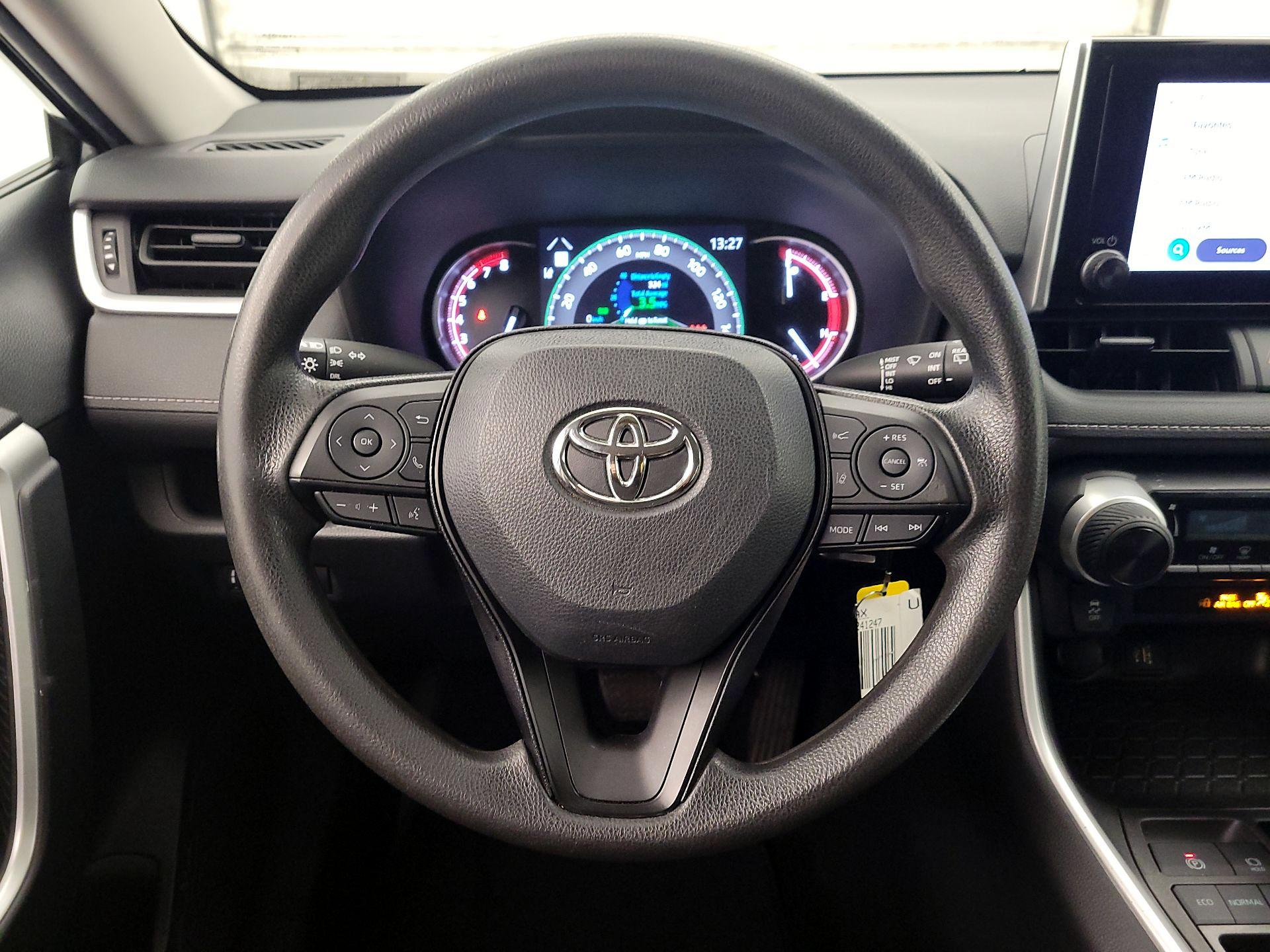 Thumbnail: 2023 Toyota RAV4 - 10