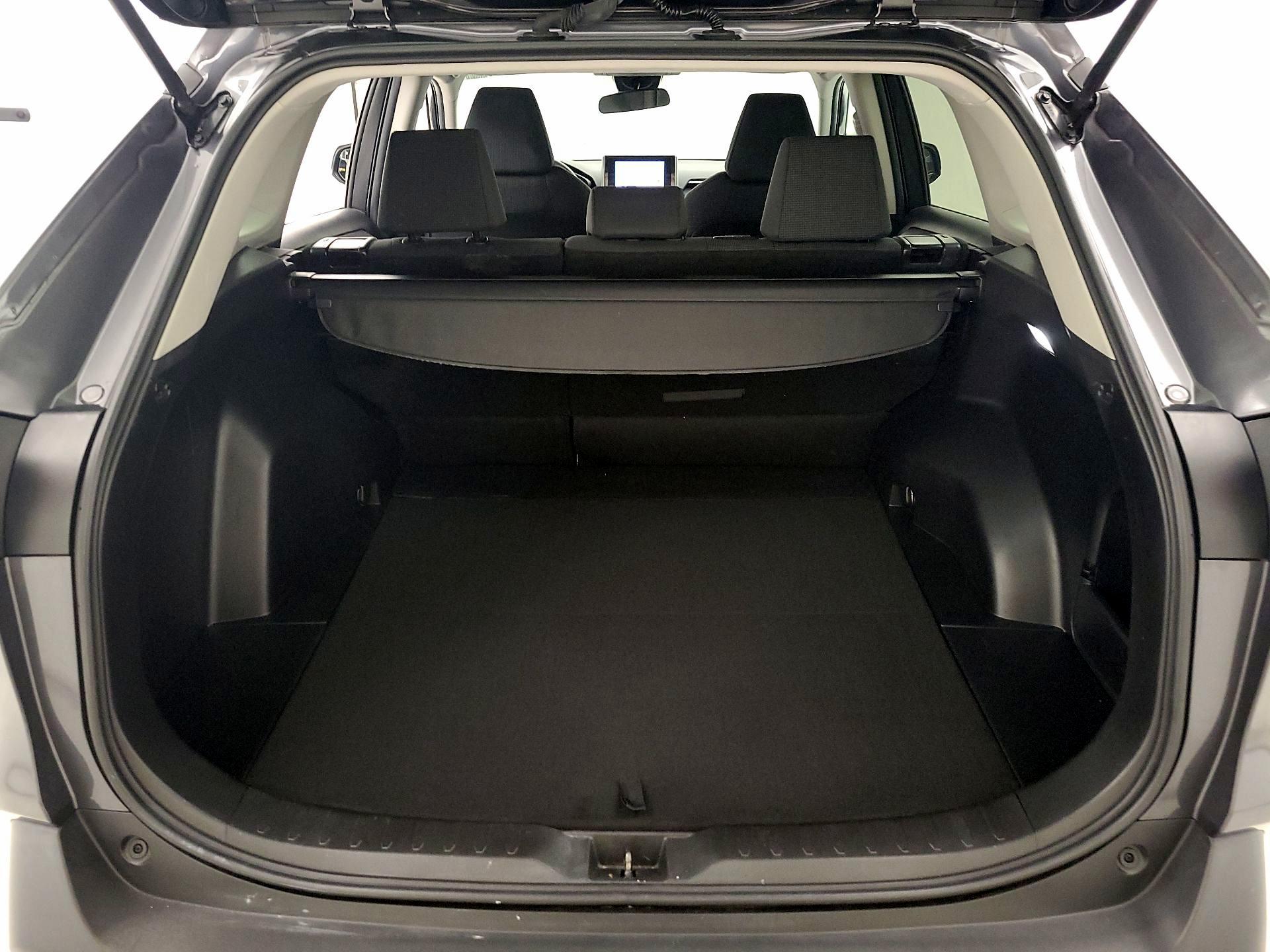 Thumbnail: 2023 Toyota RAV4 - 19