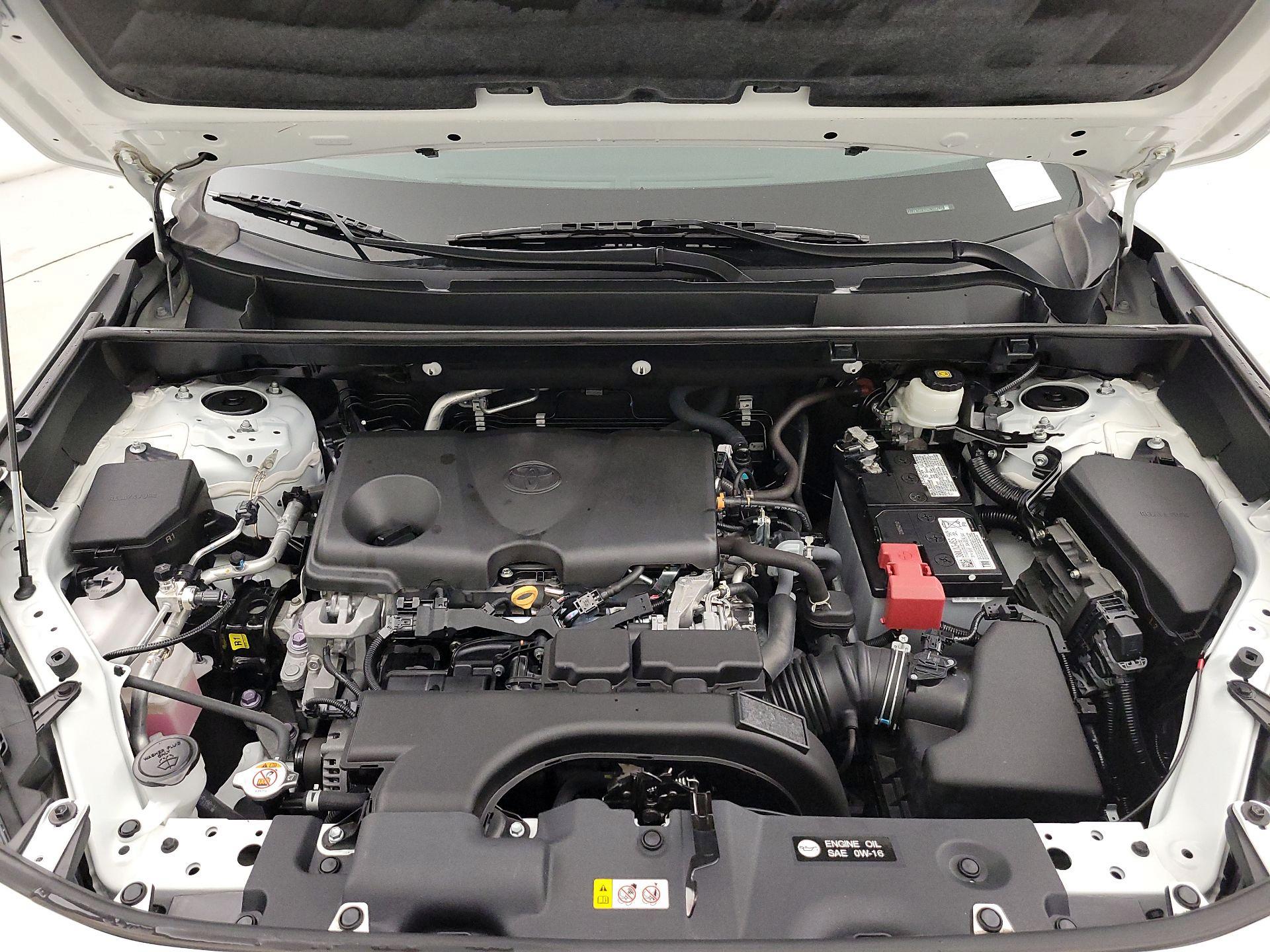 Thumbnail: 2021 Toyota RAV4 - 20