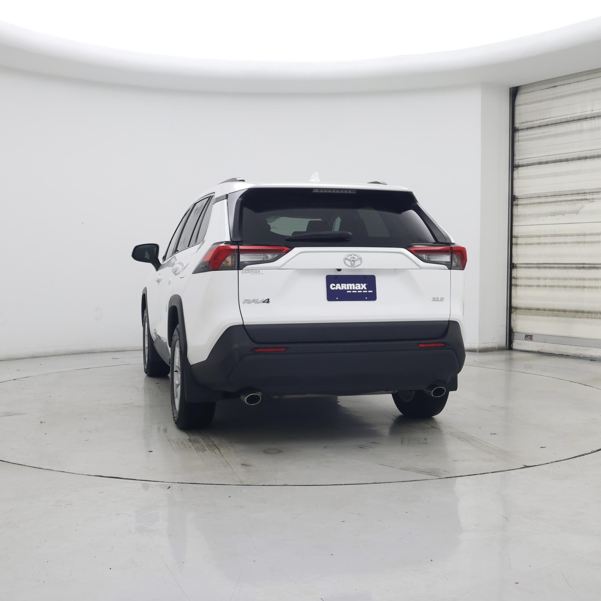 Thumbnail: 2021 Toyota RAV4 - 6