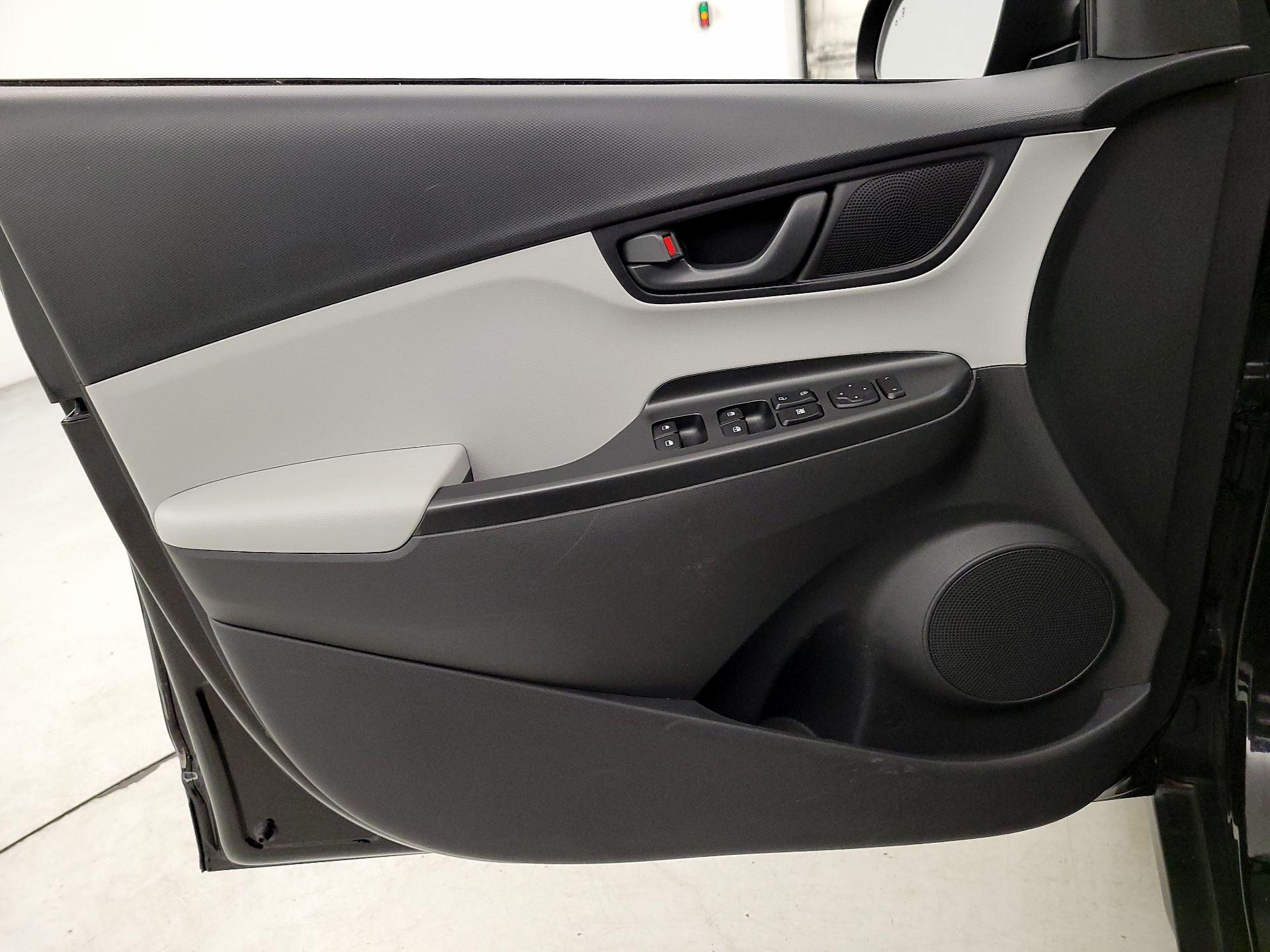 Thumbnail: 2023 Hyundai Kona - 12