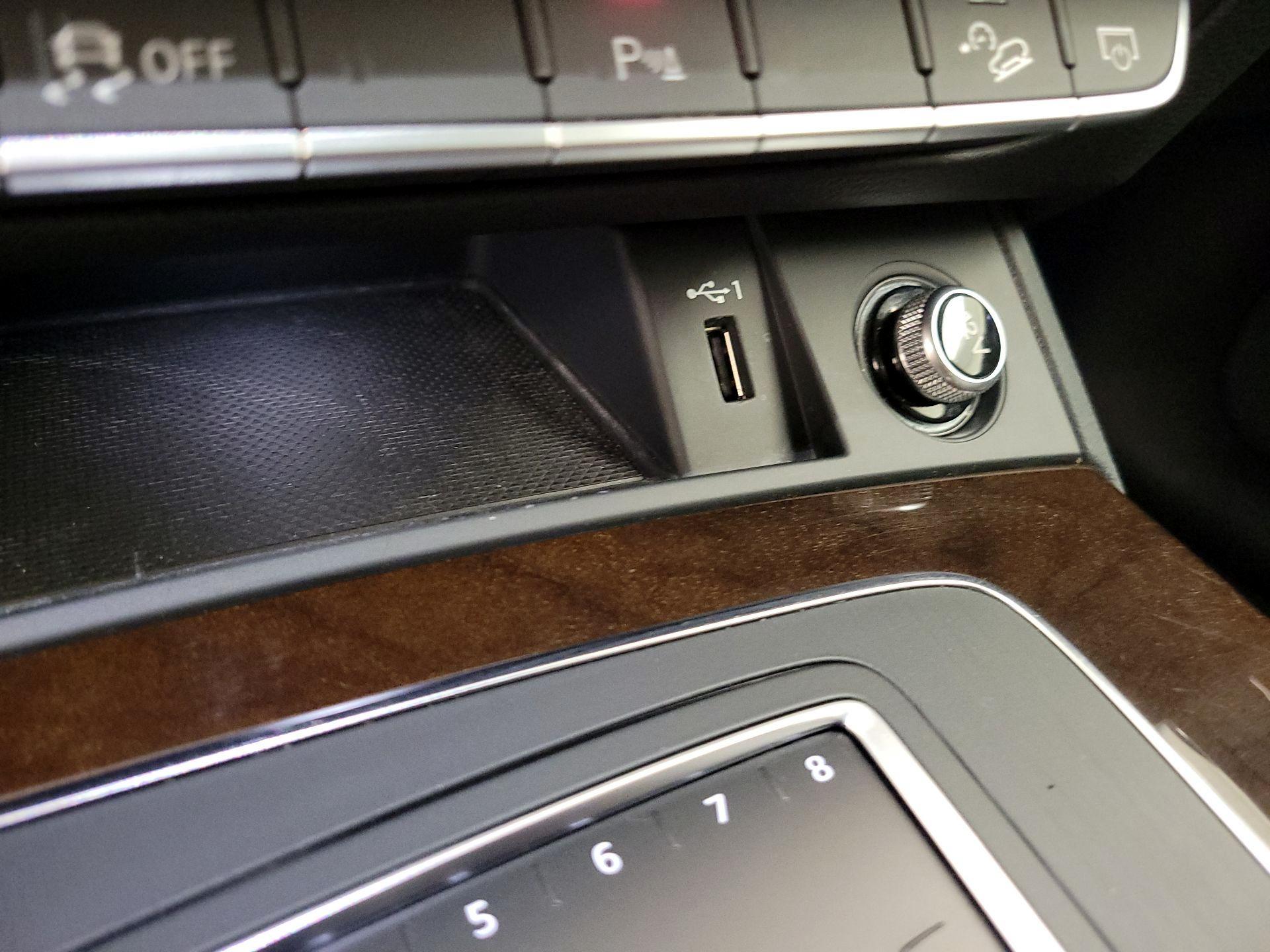 Thumbnail: 2018 Audi Q5 - 19