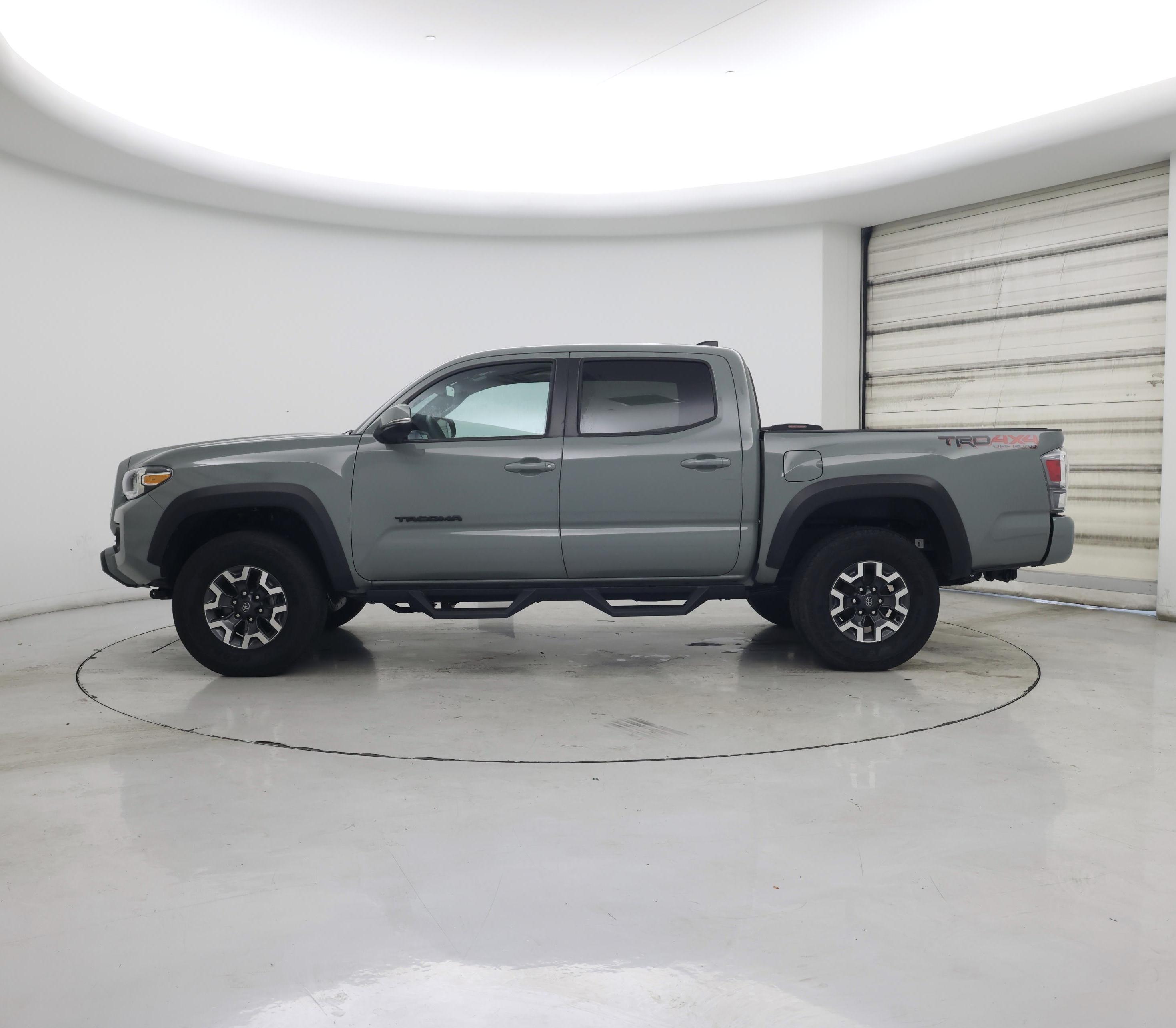Thumbnail: 2023 Toyota Tacoma - 3