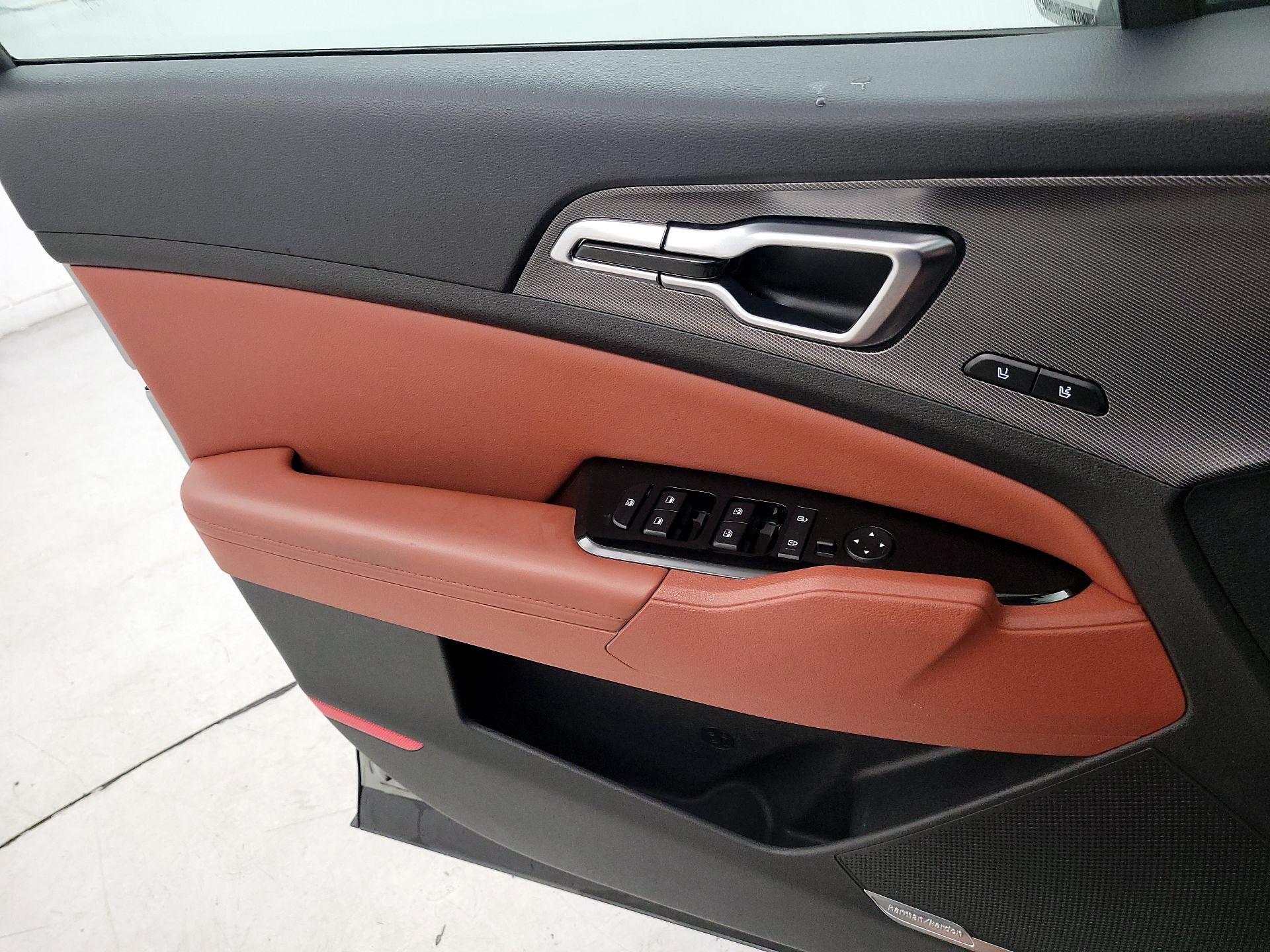 Thumbnail: 2023 Kia Sportage - 12