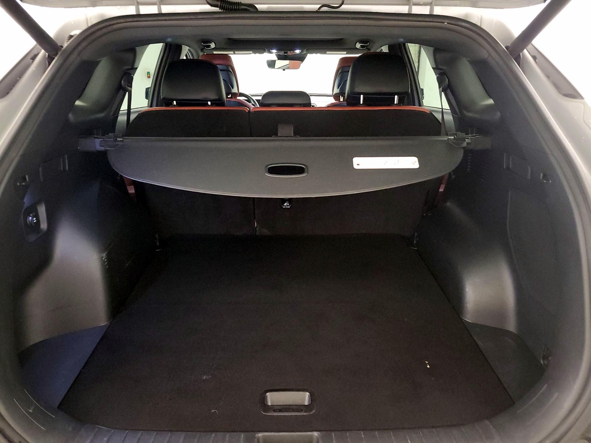 Thumbnail: 2023 Kia Sportage - 18