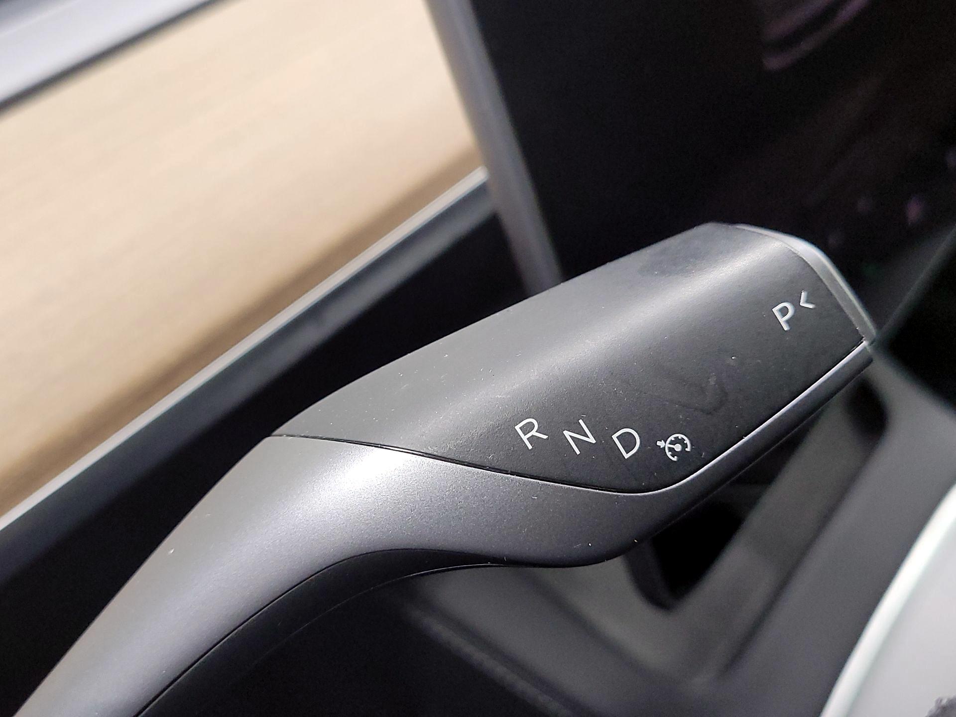 Thumbnail: 2023 Tesla Model 3 - 17