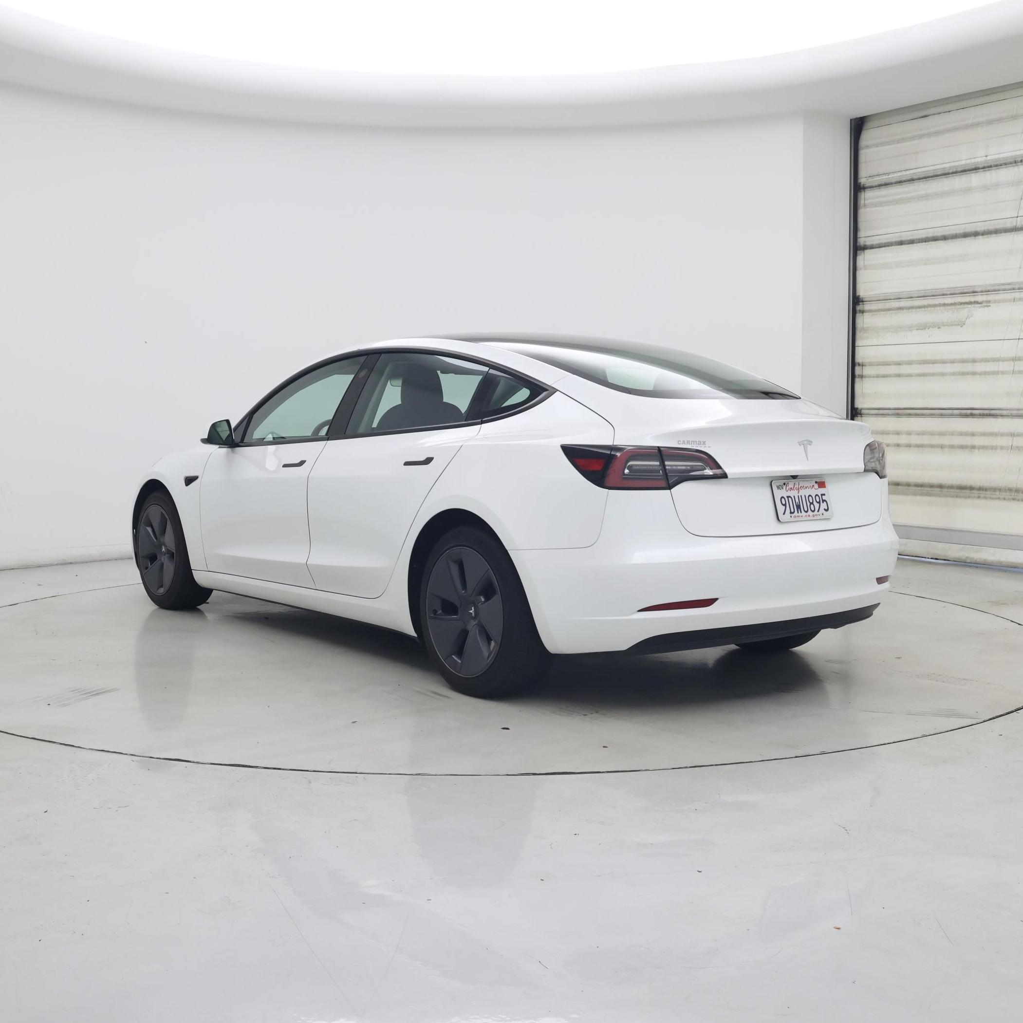 Thumbnail: 2023 Tesla Model 3 - 2