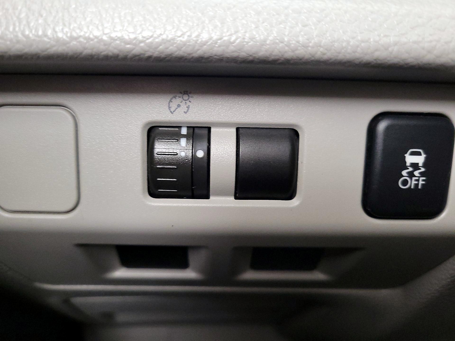 Thumbnail: 2015 Subaru Forester - 13