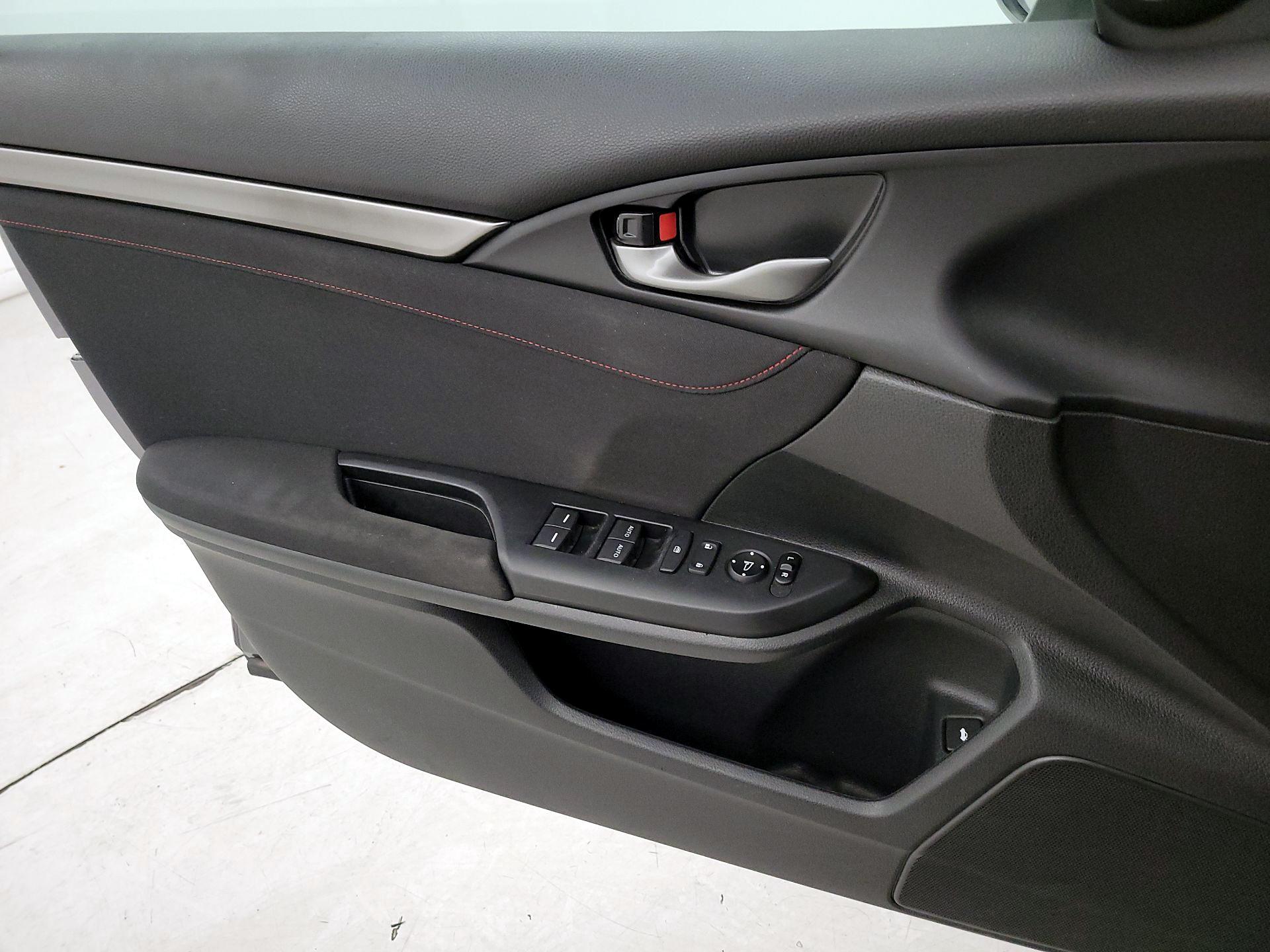 Thumbnail: 2020 Honda Civic - 12