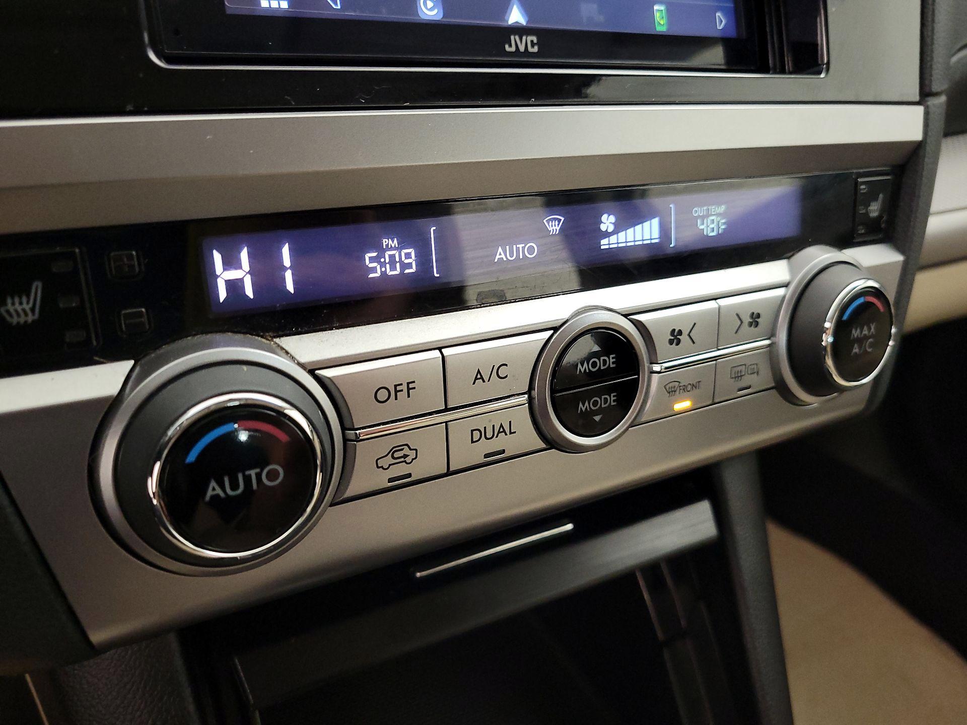 Thumbnail: 2015 Subaru Legacy - 16