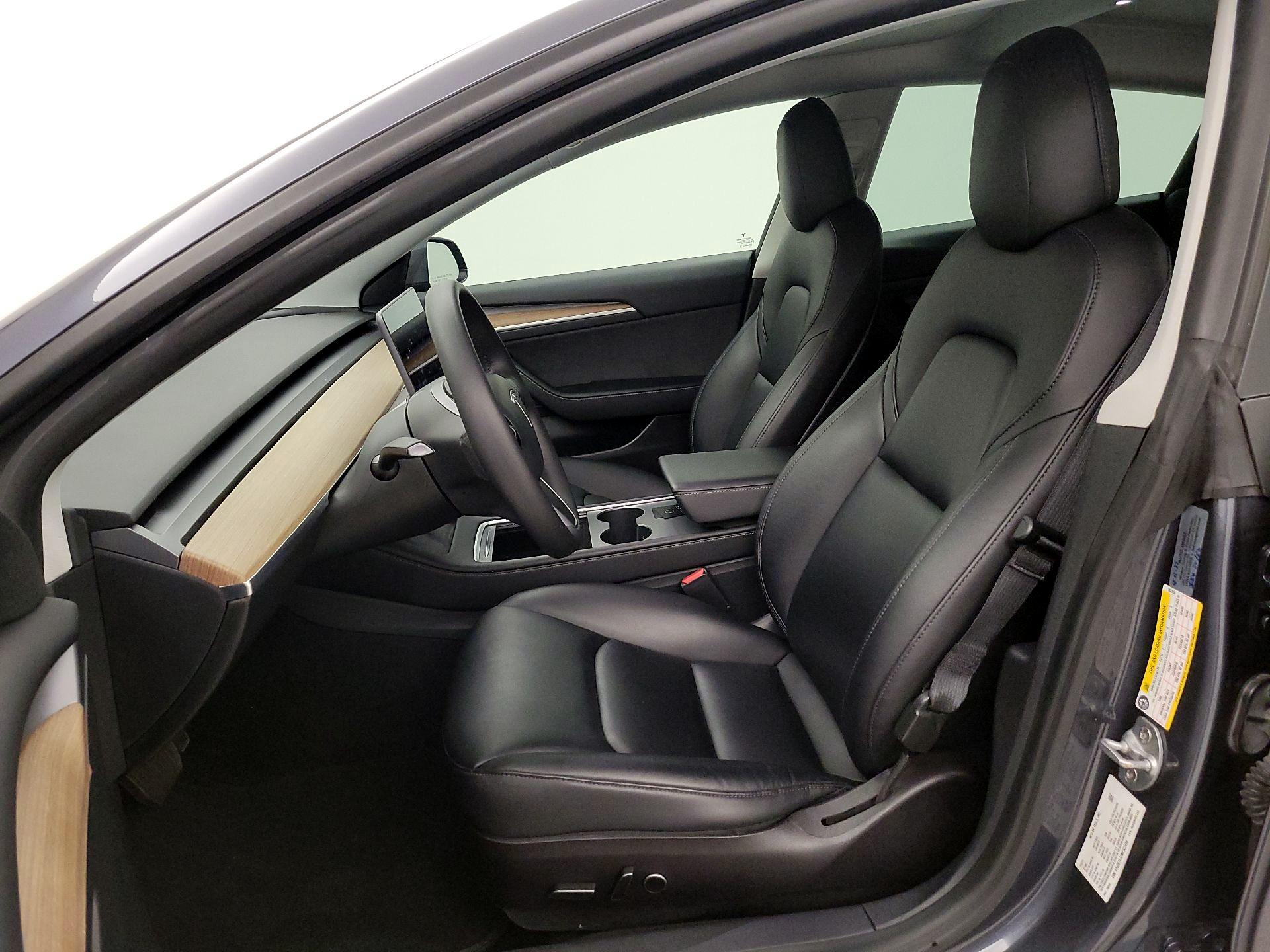 Thumbnail: 2021 Tesla Model 3 - 11