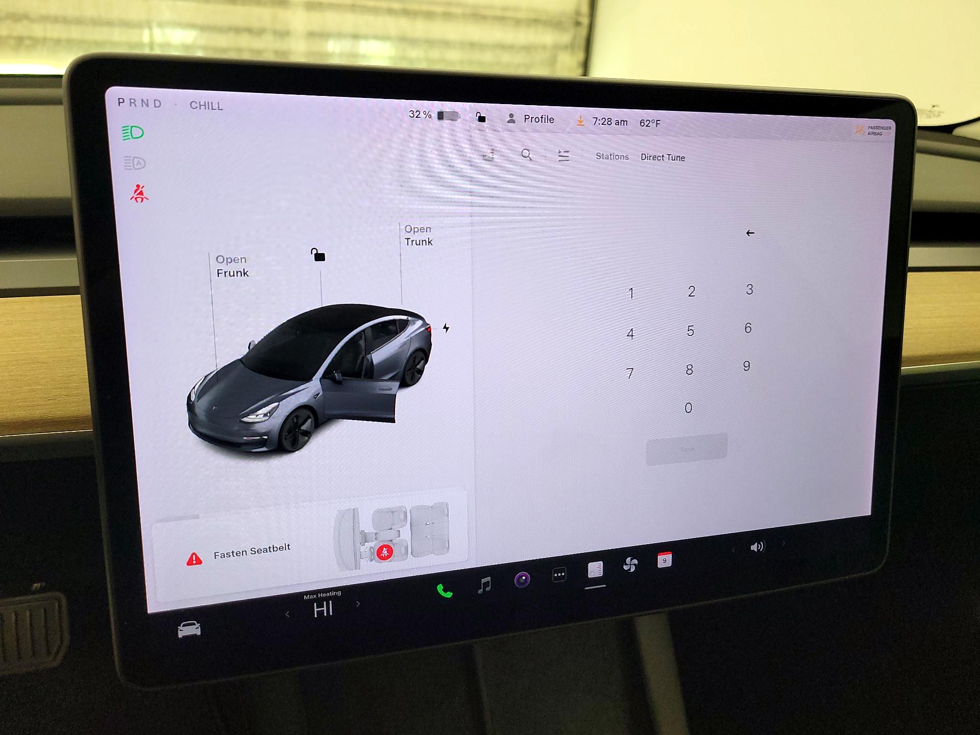 Thumbnail: 2021 Tesla Model 3 - 14