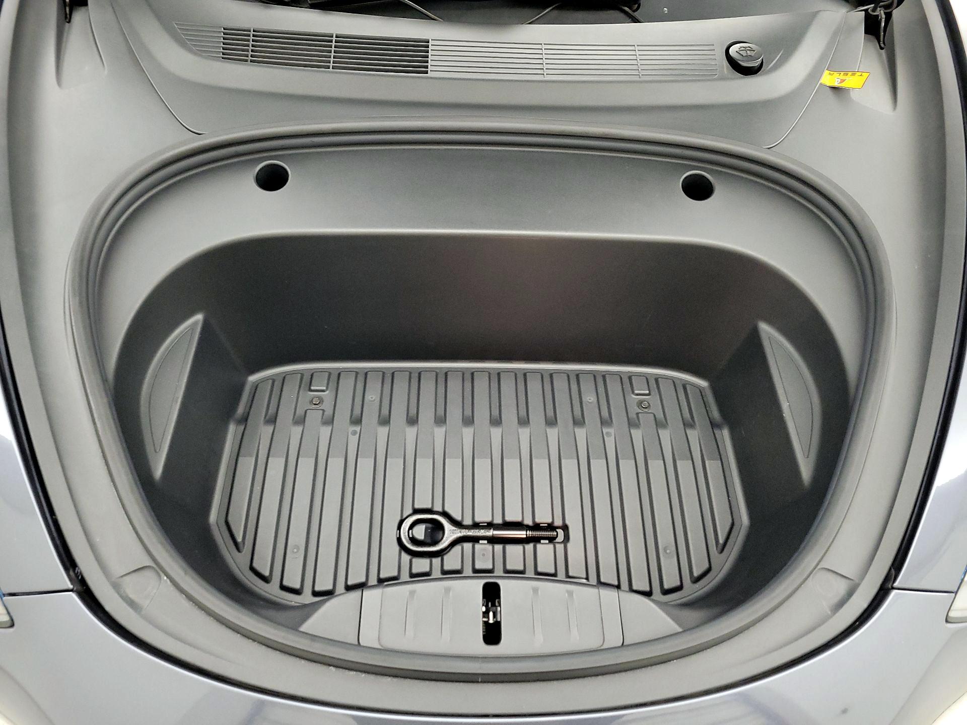 Thumbnail: 2021 Tesla Model 3 - 19