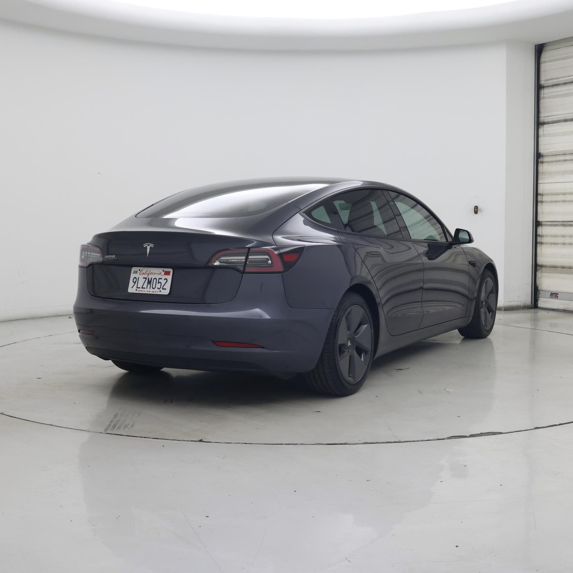 Thumbnail: 2021 Tesla Model 3 - 8