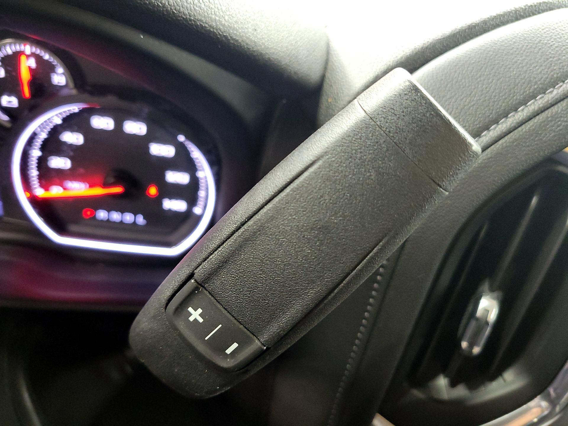 Thumbnail: 2019 Chevrolet Silverado 1500 - 17