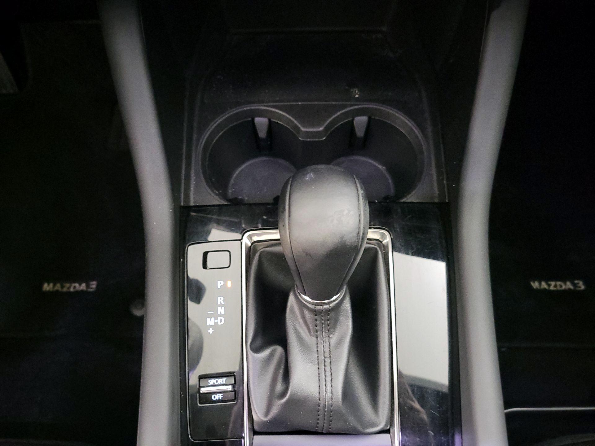 Thumbnail: 2020 Mazda Mazda3 - 18