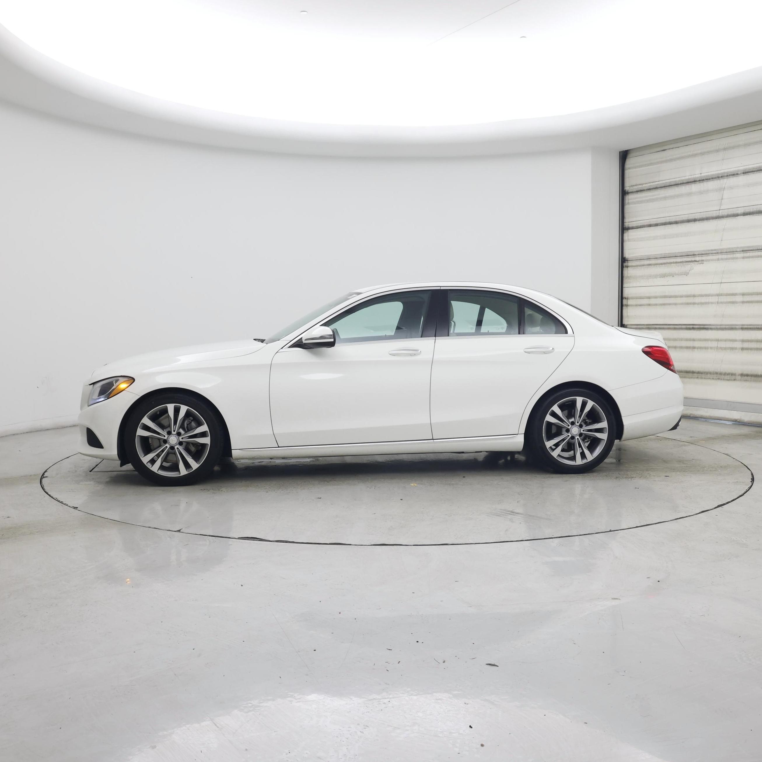 Thumbnail: 2017 Mercedes-Benz C-Class - 3