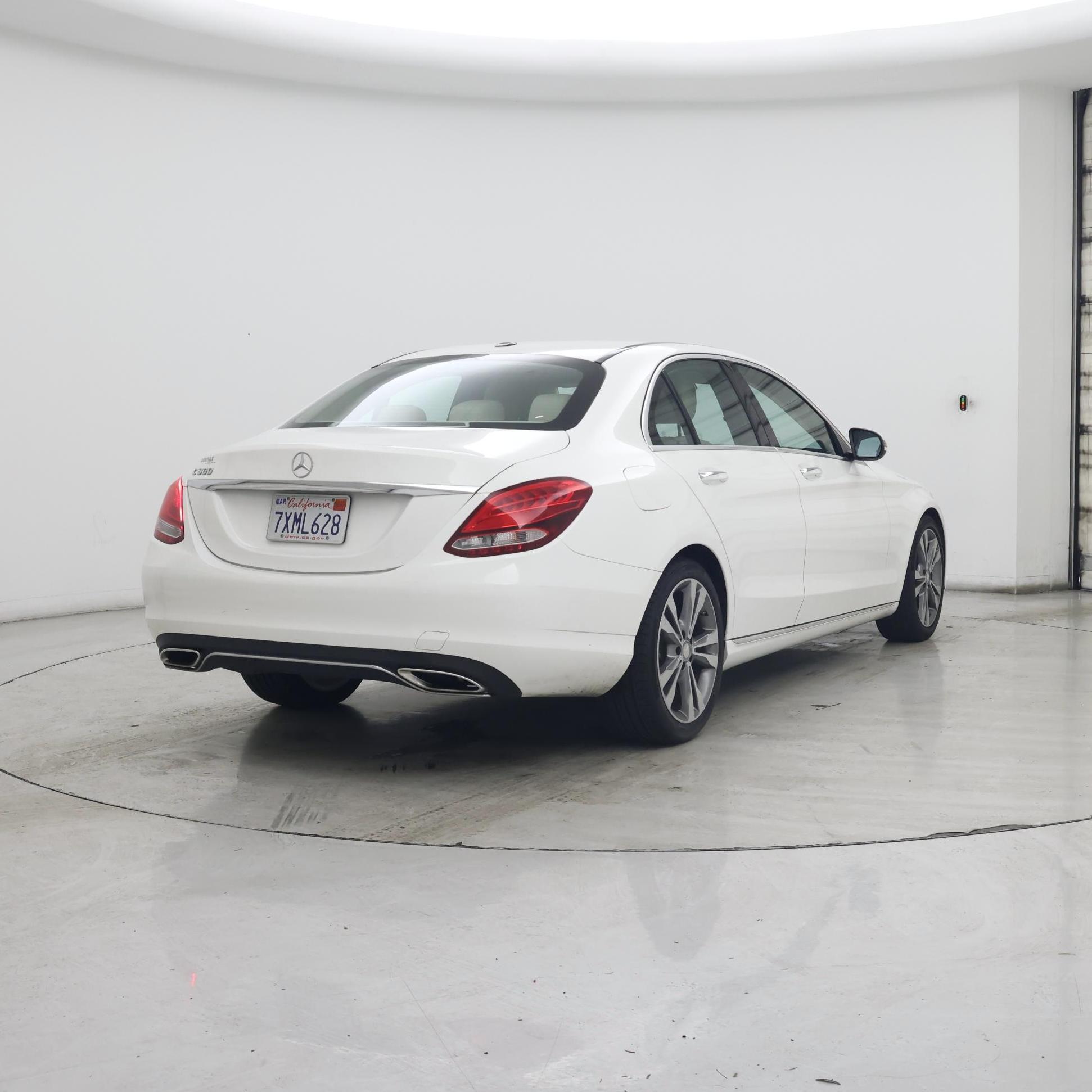 Thumbnail: 2017 Mercedes-Benz C-Class - 8