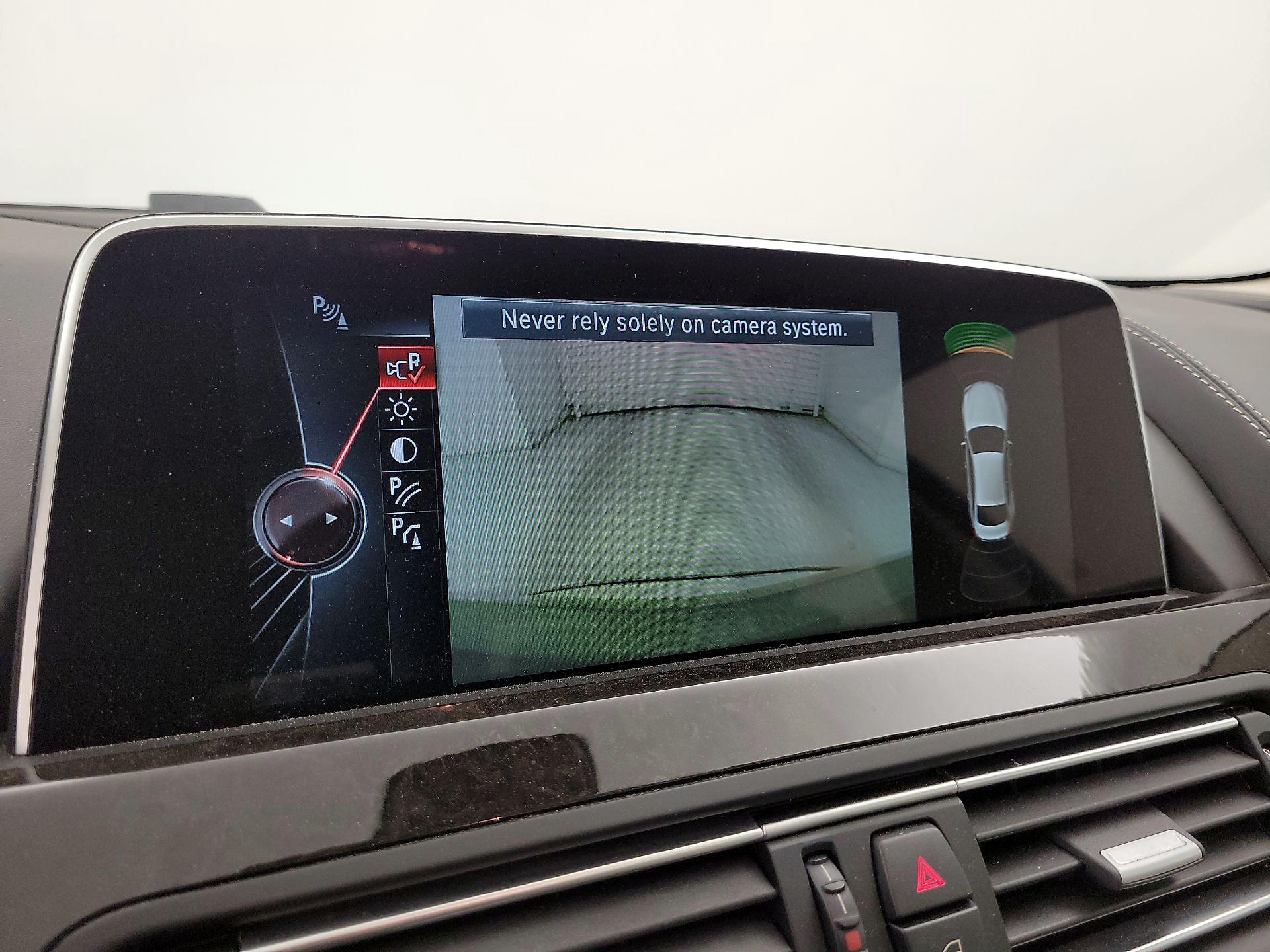 Thumbnail: 2016 BMW 6 Series - 15