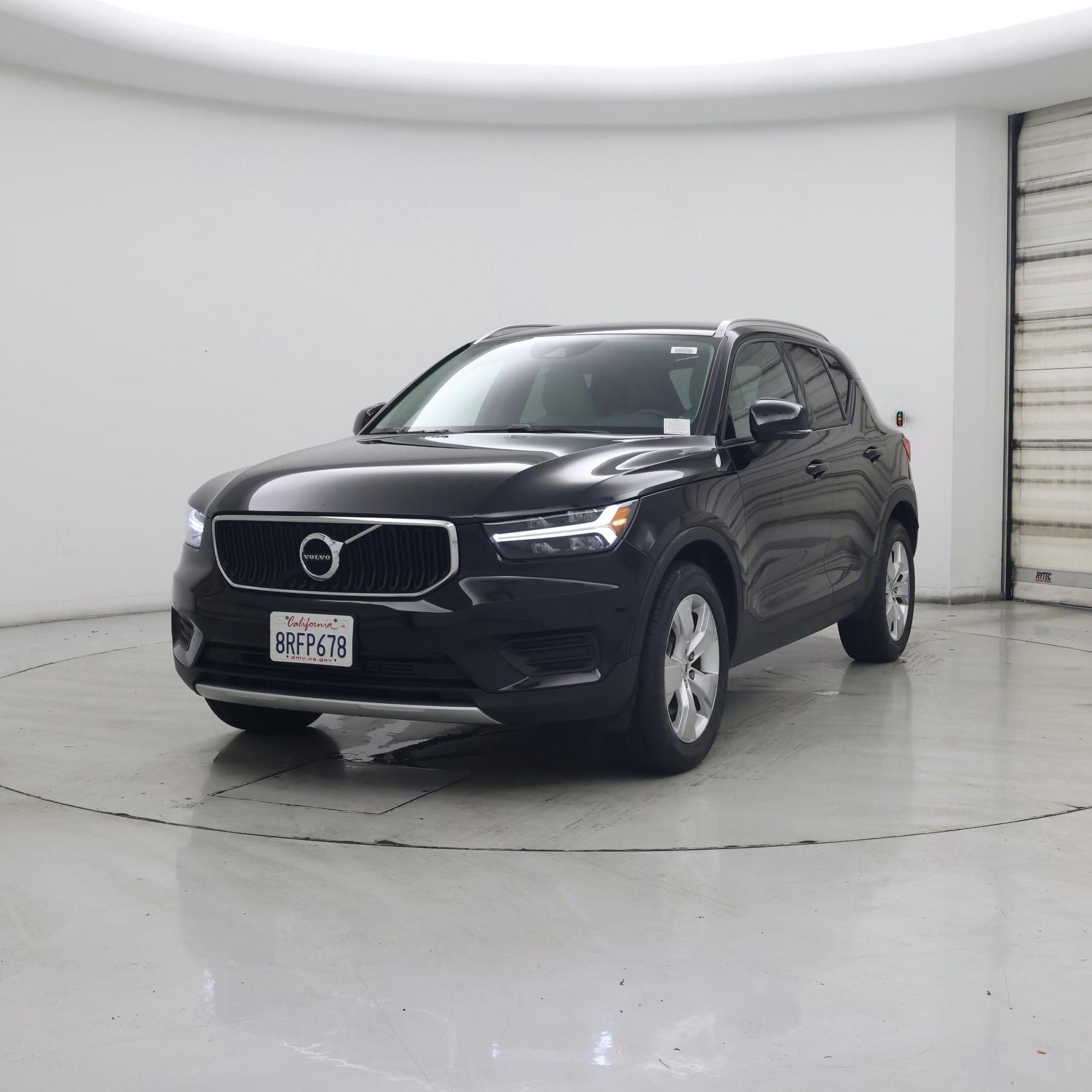 Thumbnail: 2020 Volvo XC40 - 4