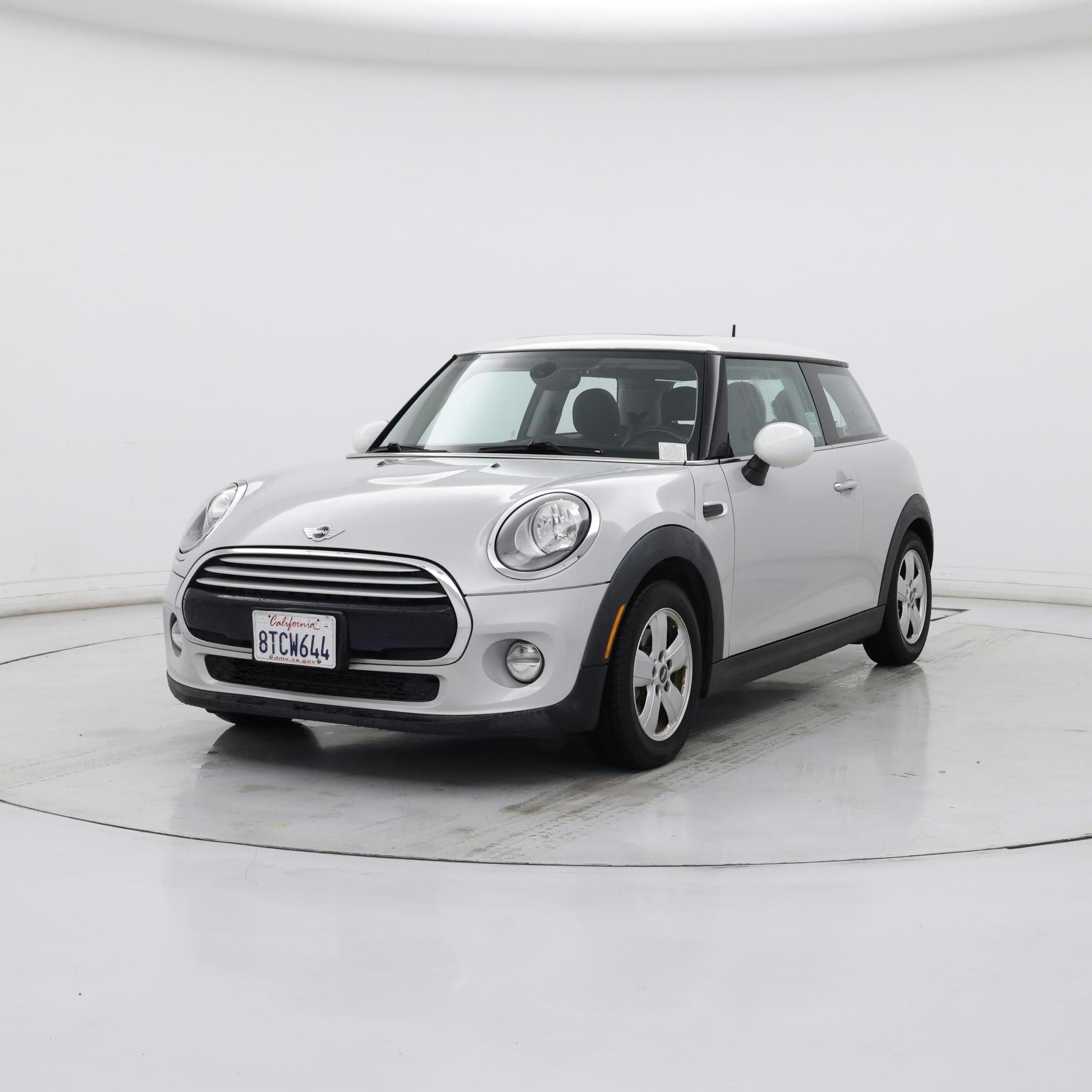 Thumbnail: 2015 MINI Cooper Hardtop - 4